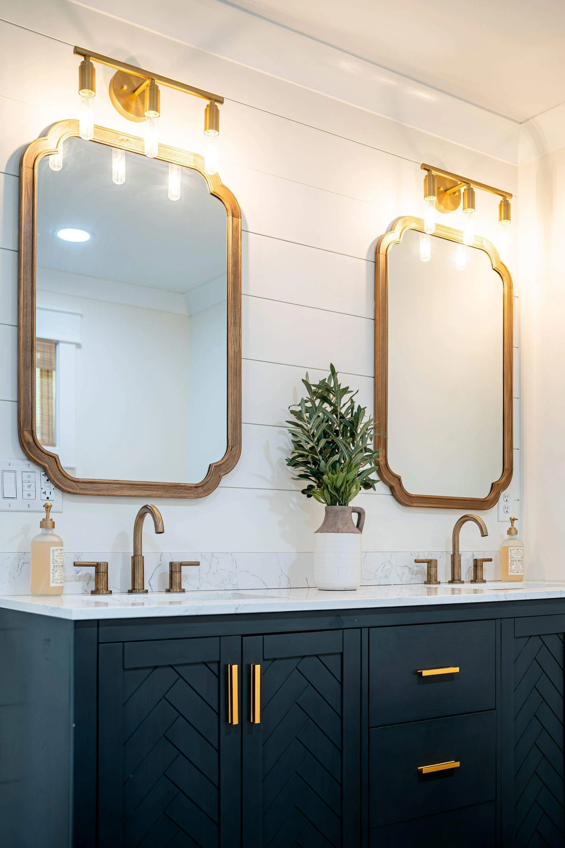 247-Apr 04 2024 03_34pm-FTgz.jpg