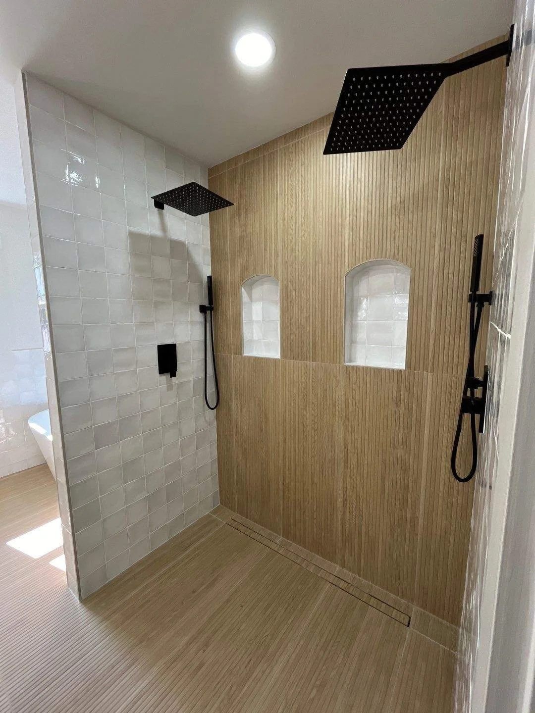 100-Oct 22 2024 05_39pm-D4ip.jpg