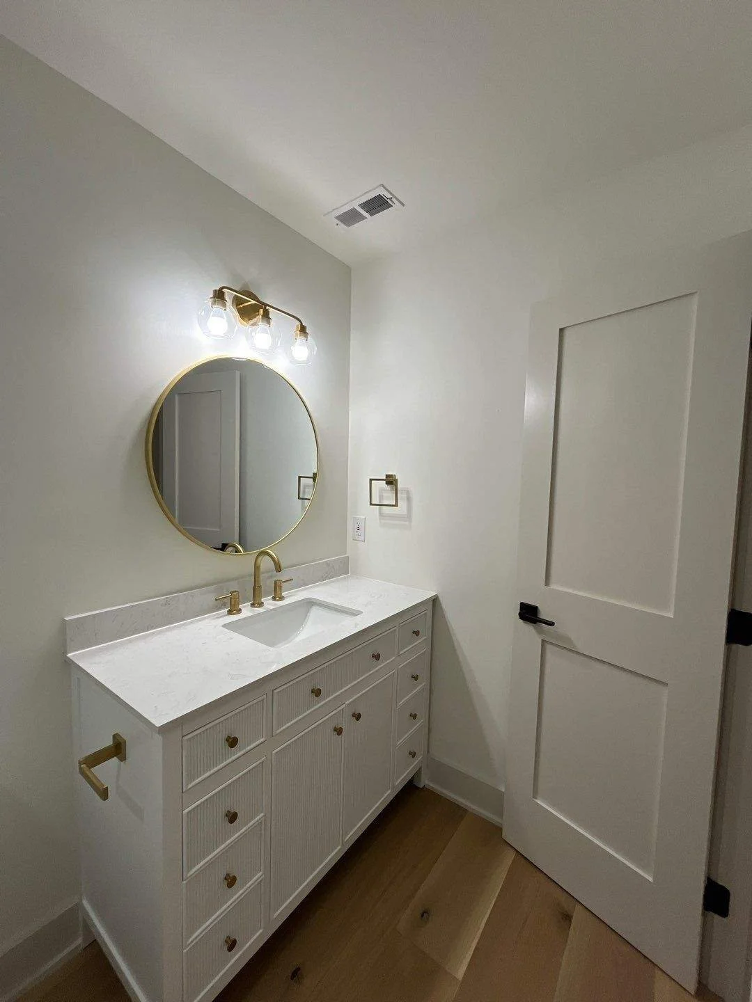 97-Oct 22 2024 05_36pm-KDdu.jpg