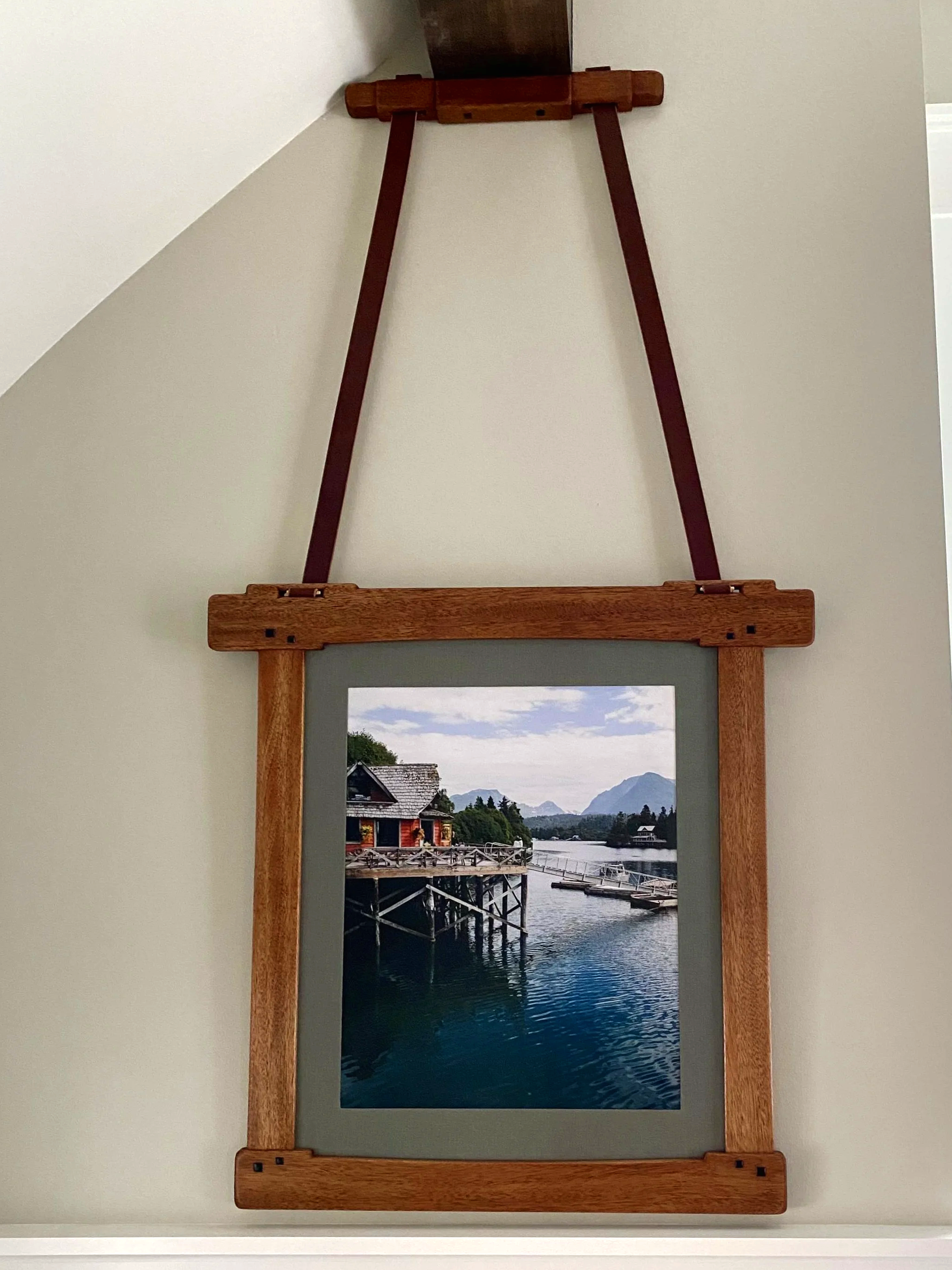 "Greene & Greene" Hanging Frame