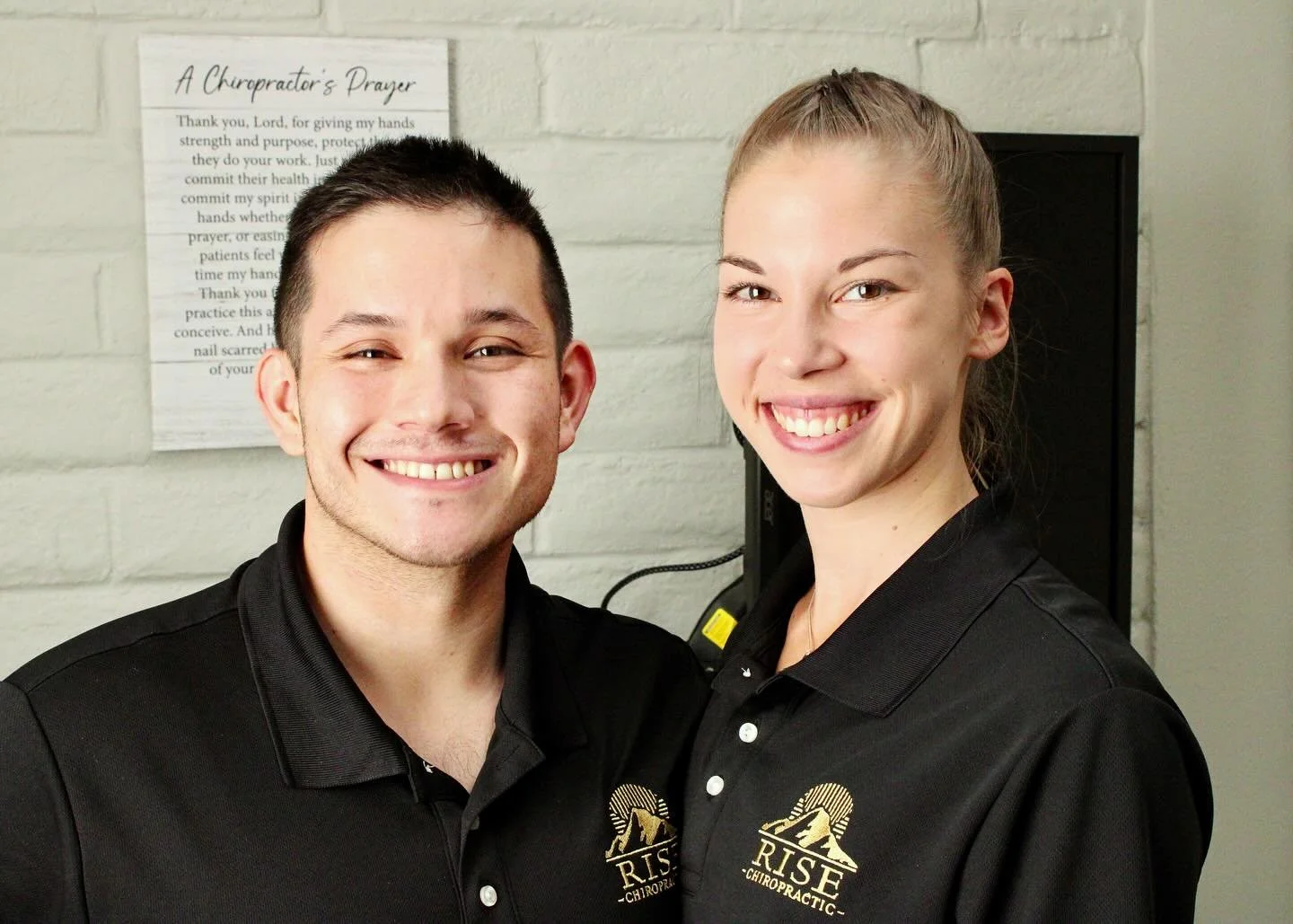 Meet Dr. Caleb!

With a background in exercise science and a passion for the Gonstead Technique, Dr. Caleb is dedicated to helping patients restore health and function through specific chiropractic care.

He believes the only one who can truly heal y