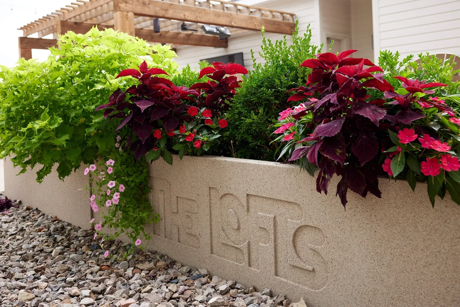 How Planter Design Protects Plants
