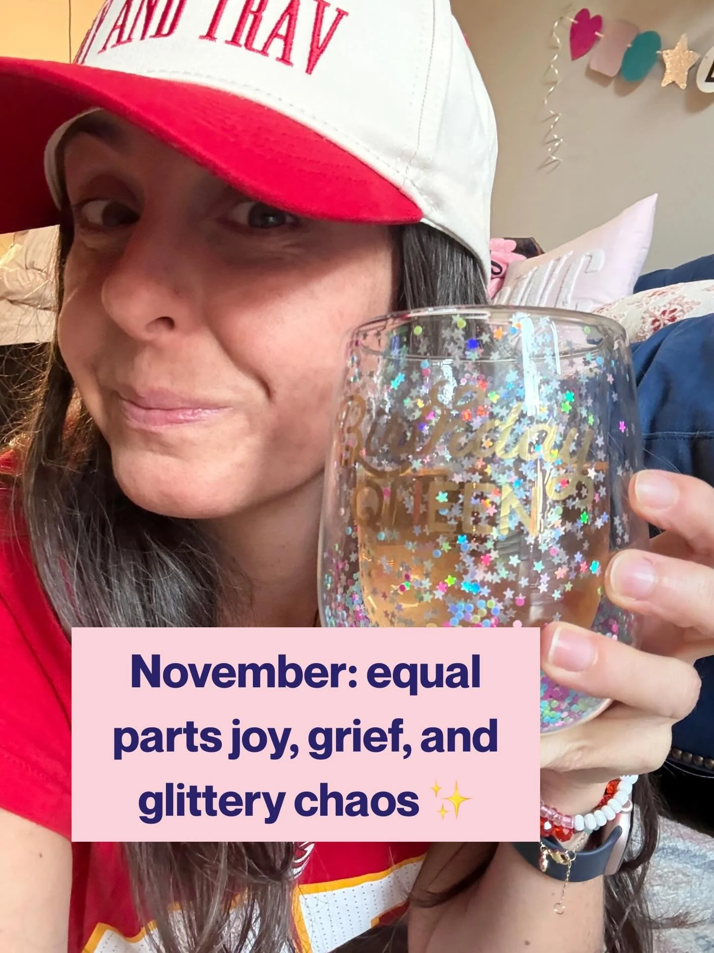 November felt like a month of contradictions&hellip;in a way that actually made me feel more human, not less.

🎂A birthday where my people showed up for me in ways I&rsquo;ll remember forever. 👯&zwj;♀️A visit from my bestie of 20 years that felt li