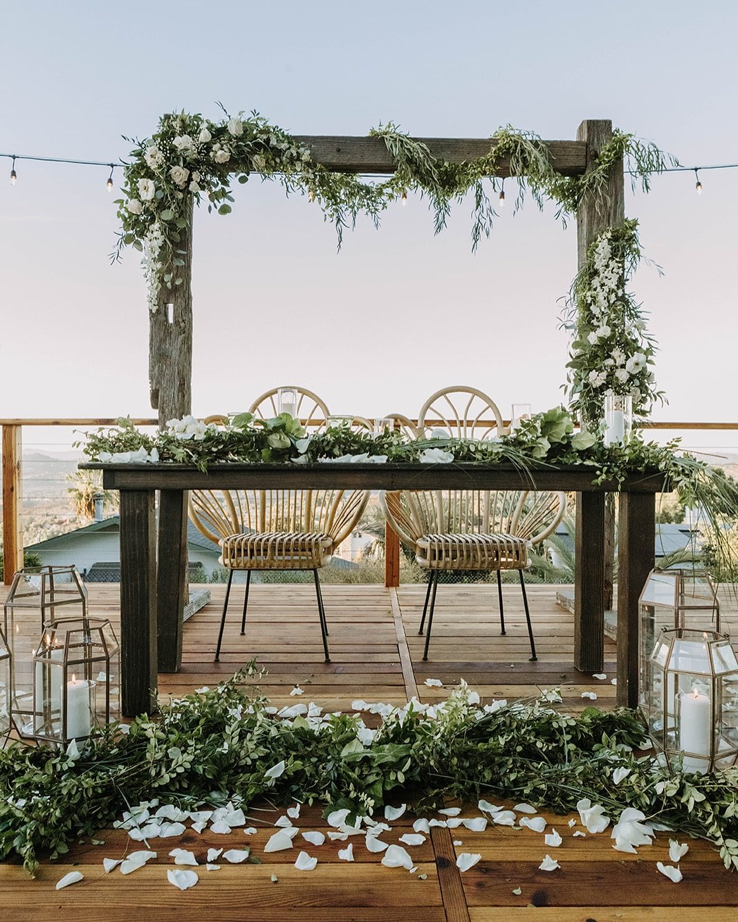 Nothing more romantic than this sweetheart table for the newlyweds🍾

Venue: Private Estate
Photography: @sabrinalynnphoto 
Planner: @perfectoccasionevents 
DJ: @endlesssummerdjs 
Rentals @outdoorluxuryevents