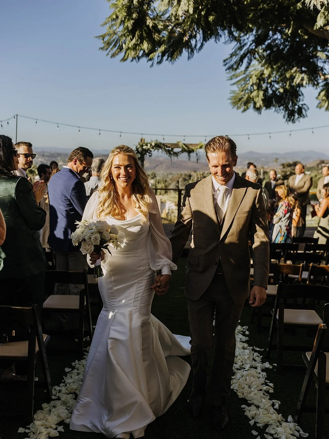 Proof that joy is contagious❤️&zwj;🔥

Venue: Private Estate
Photography: @sabrinalynnphoto 
Planner: @perfectoccasionevents 
DJ: @endlesssummerdjs 
Rentals @outdoorluxuryevents