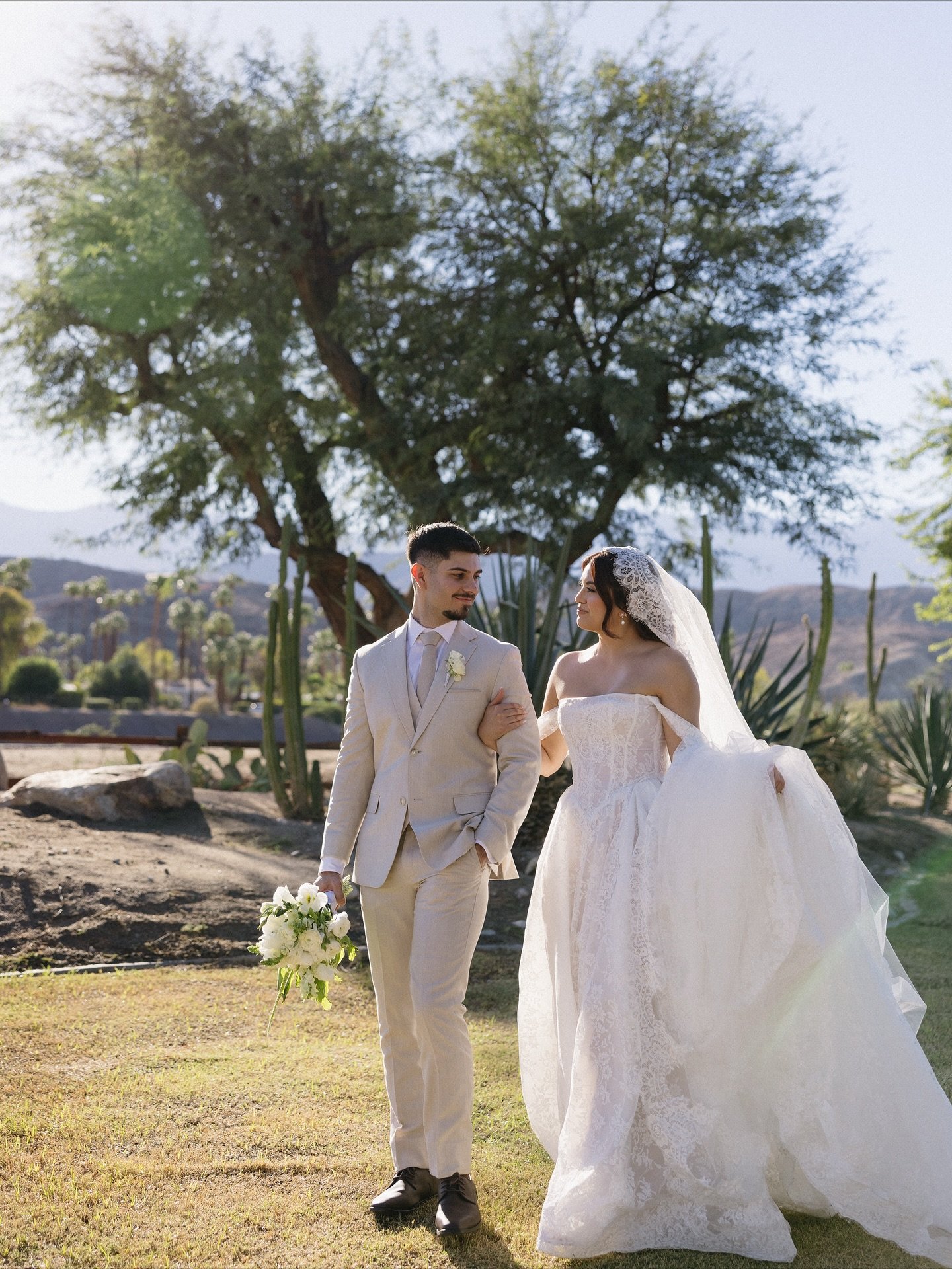 A love like Leslie &amp; Luis 🥹

We had the best day in Indio bringing the sweetest couples vision to life at the Rancho Tres Agaves Estate 

Planner @perfectoccasionevents 
Photo &amp; Video @spiritmadevisuals 
DJ @sebass.wav 
Florist @indioflorist