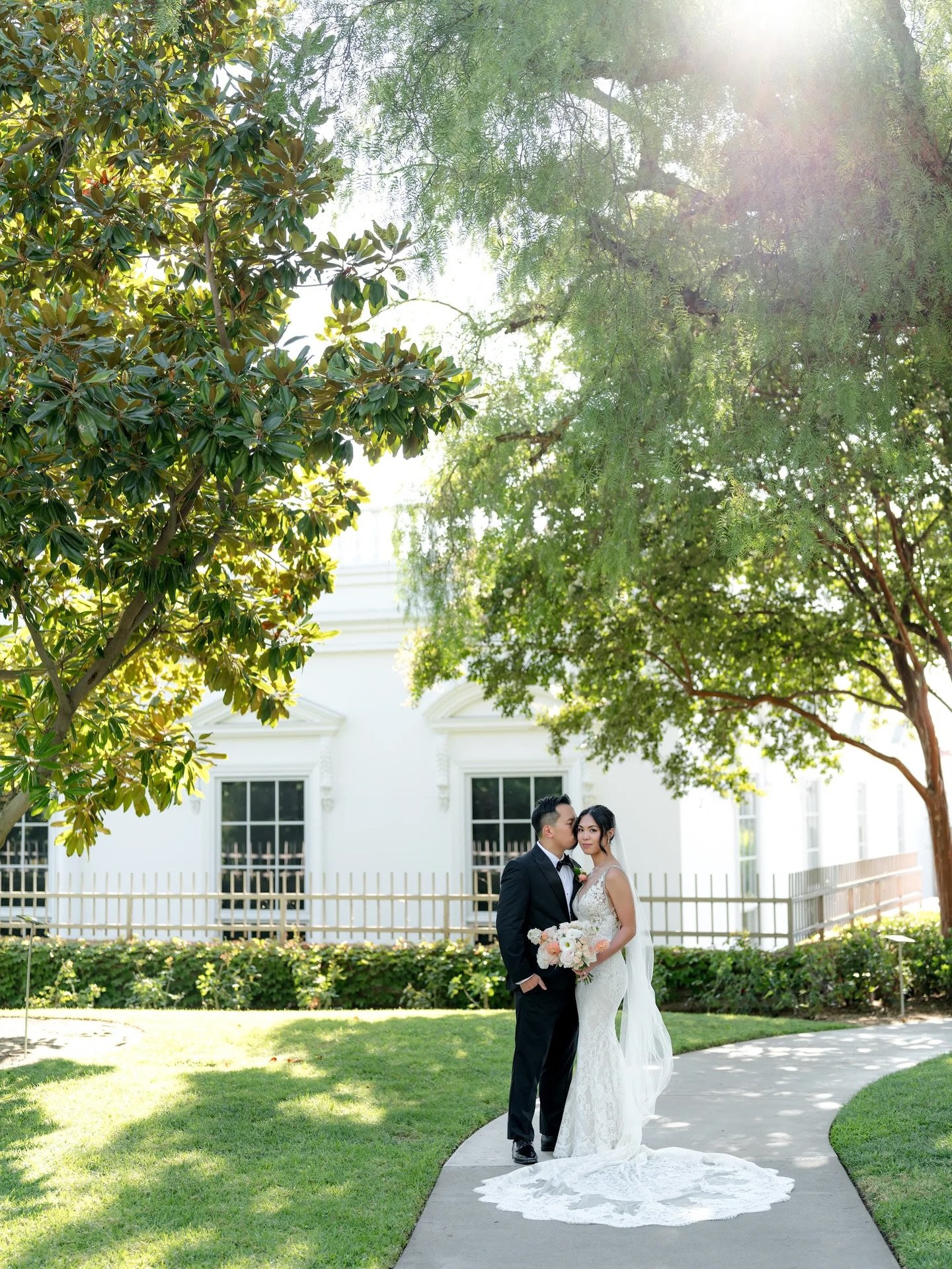 A + T 

Planner @perfectoccasionevents 
Venue @nixonlibraryevents 
Photographer @anastasiatamarina