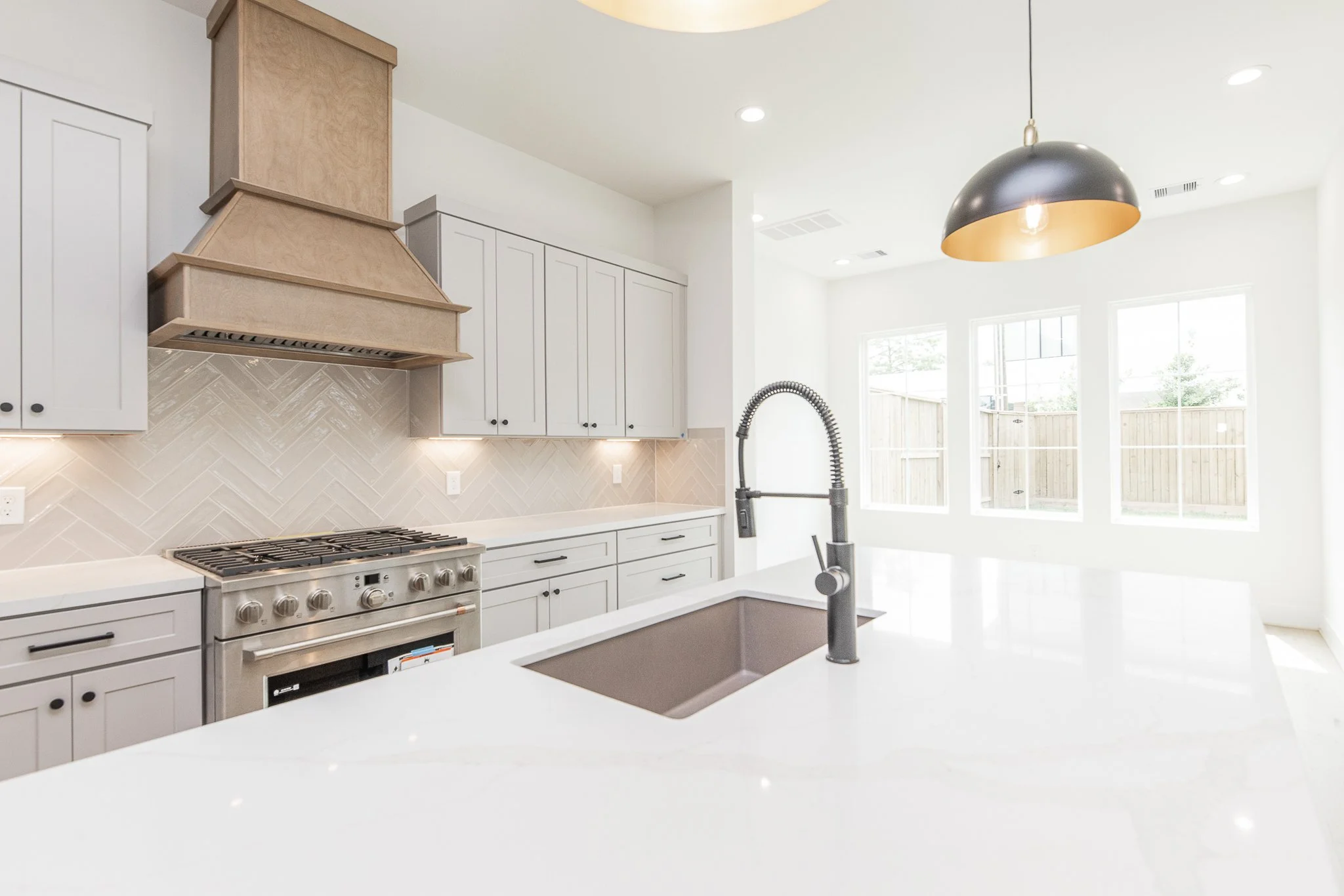 1419 Waseca St_21.jpg