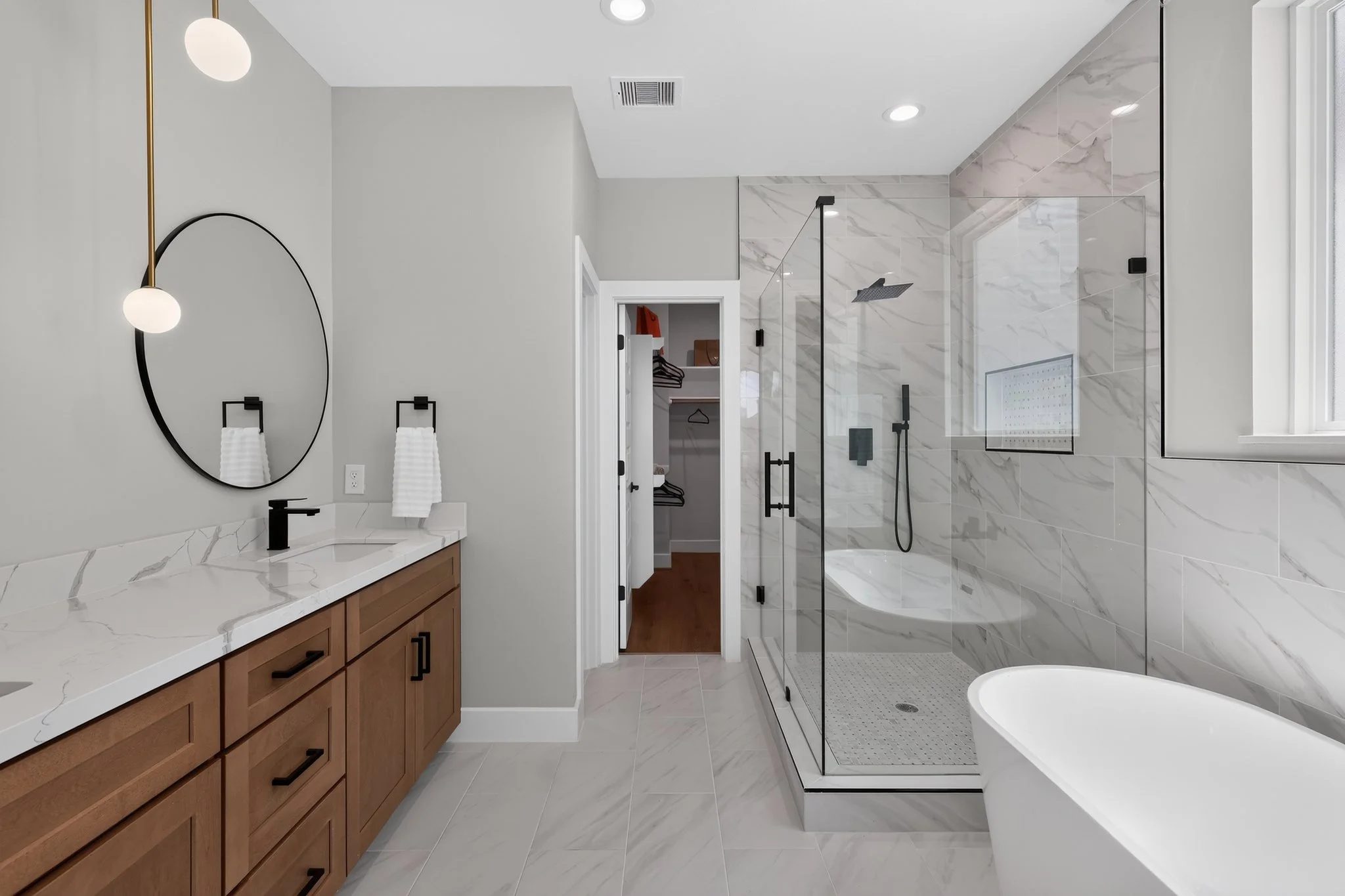 17_804_Schweikhardt_St-Bathroom-9300.jpg