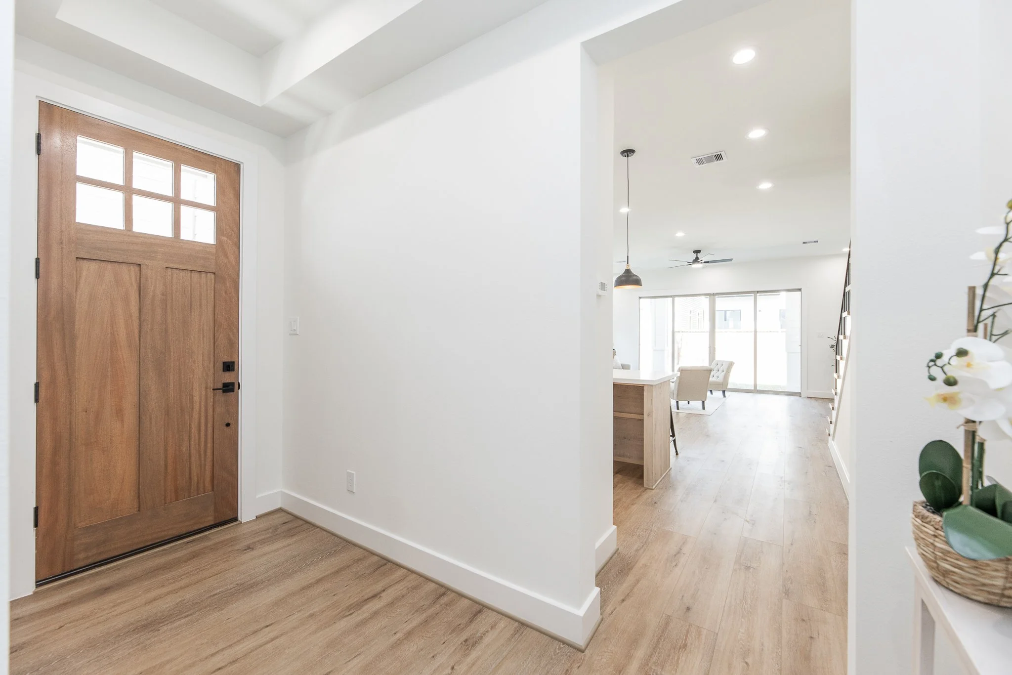 311 E 34th St_04.jpg