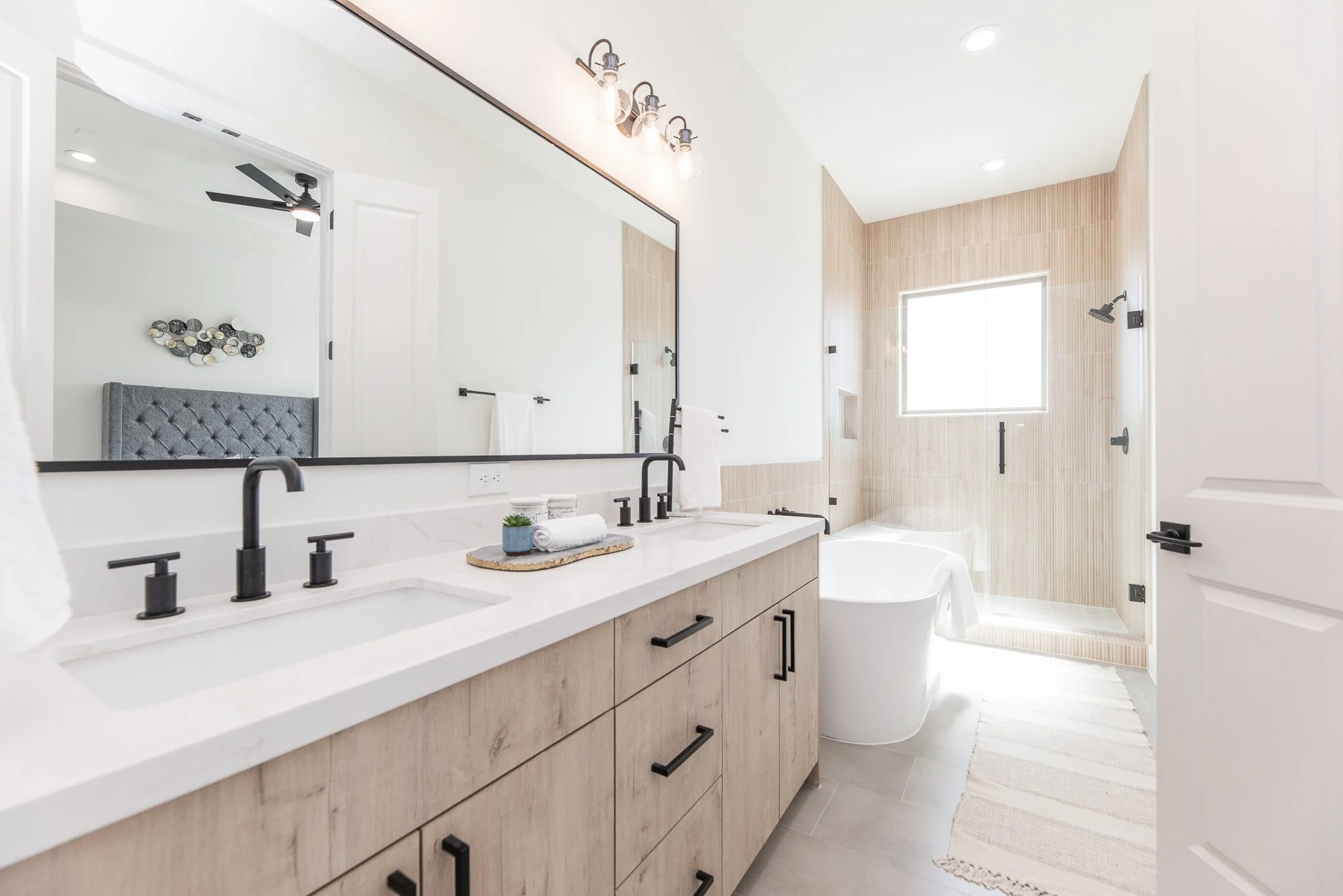 311 E 34th St_27.jpg