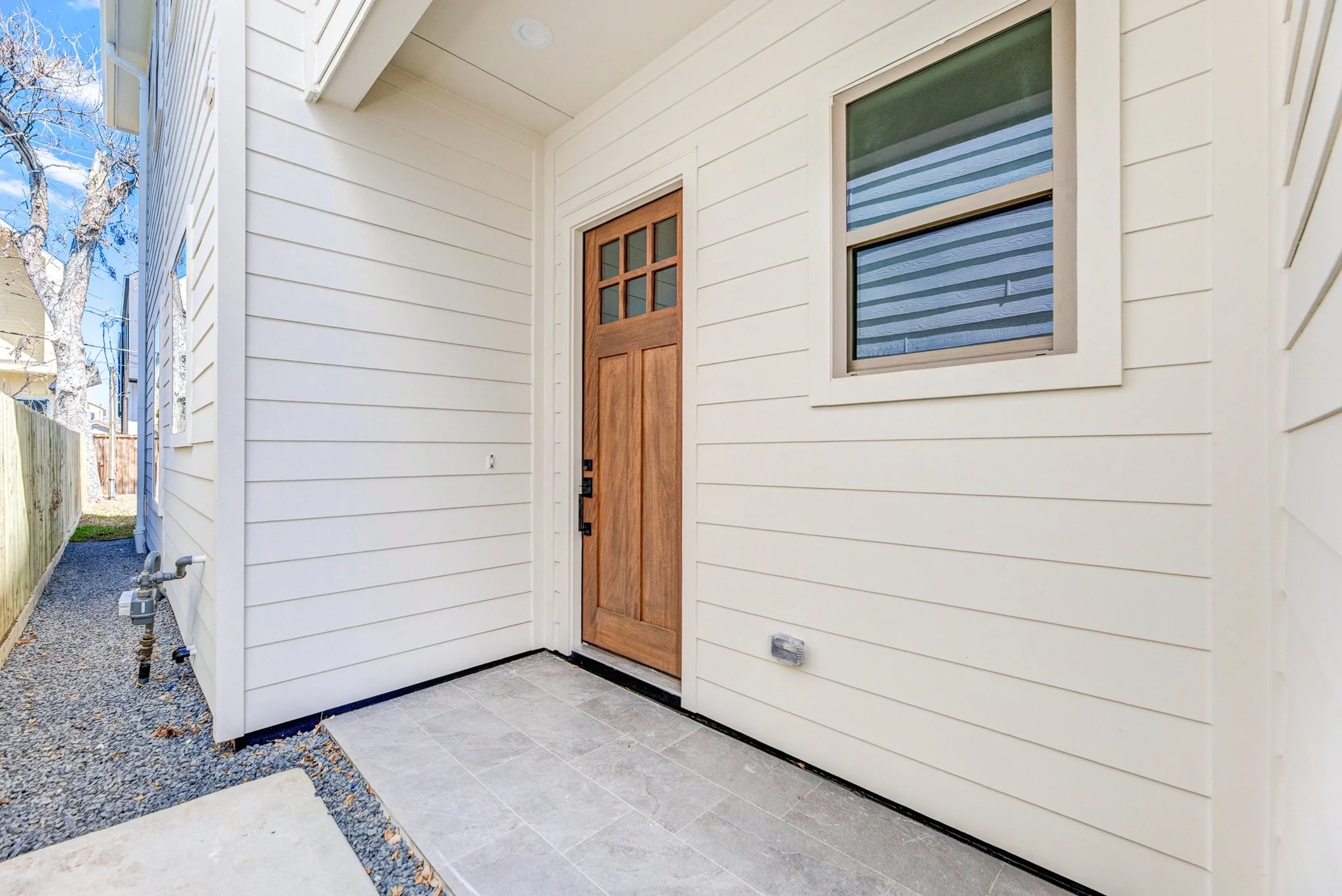 311 E 34th St_03.jpg