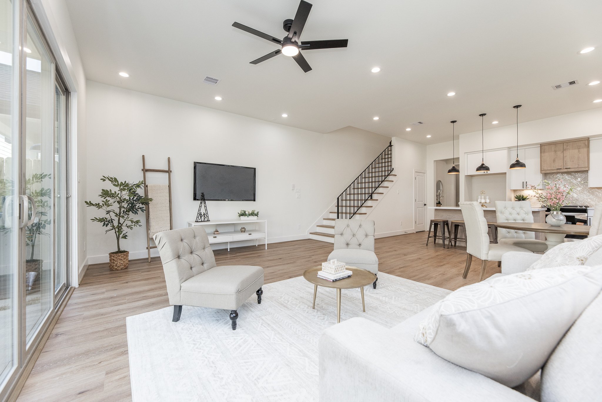 311 E 34th St_09.jpg