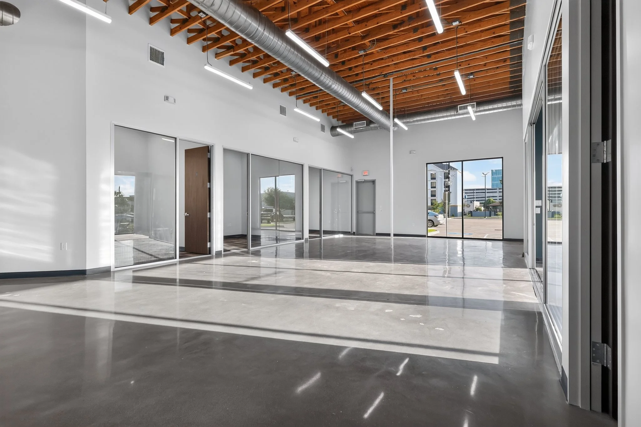 42_12249_Katy_Fwy_bldg_b-Others-5716.jpg