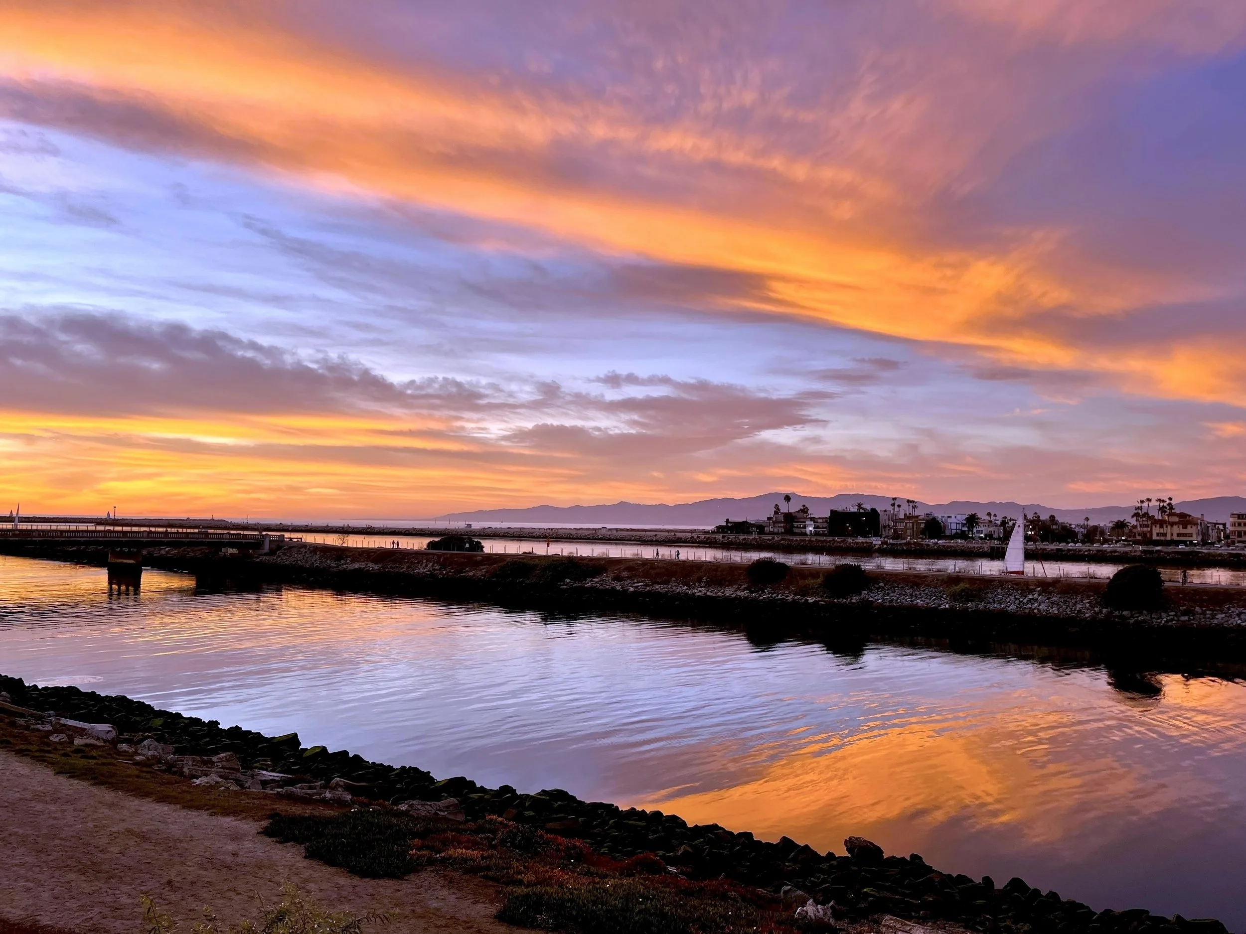 Karen Safer
Playa del Rey, California
"Majestic Light Pacific," 2025
Photography
20 x 15 in