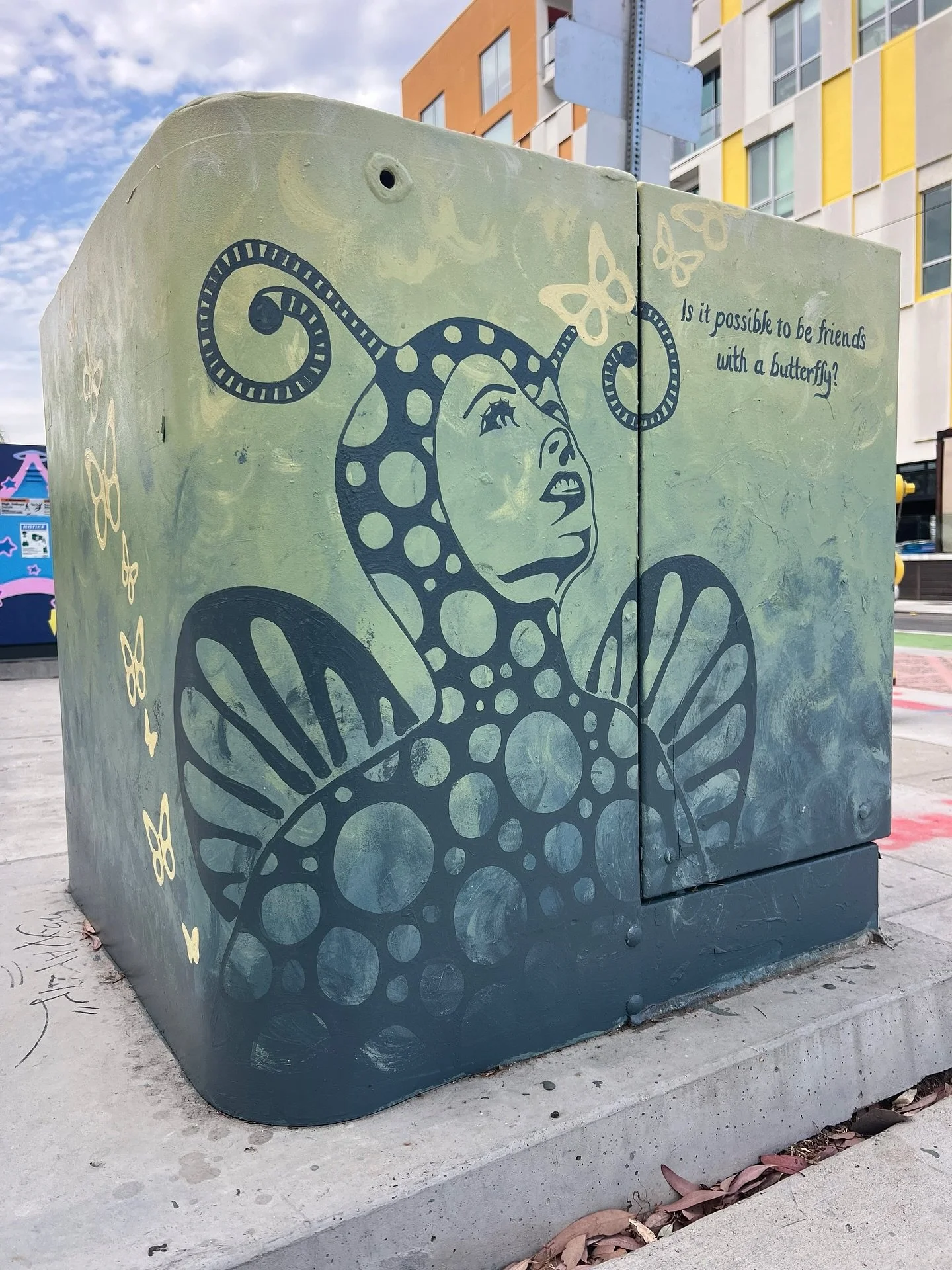 Is it possible to be friends with a butterfly? 🦋  Thank you @ashleavedder.studio for this beauty! This gorgeous box is at the corner of El Cajon Blvd. and Florida Street 🦋  #universityheights_sdcommunity  #universityheightssandiego  #sandiegoartist