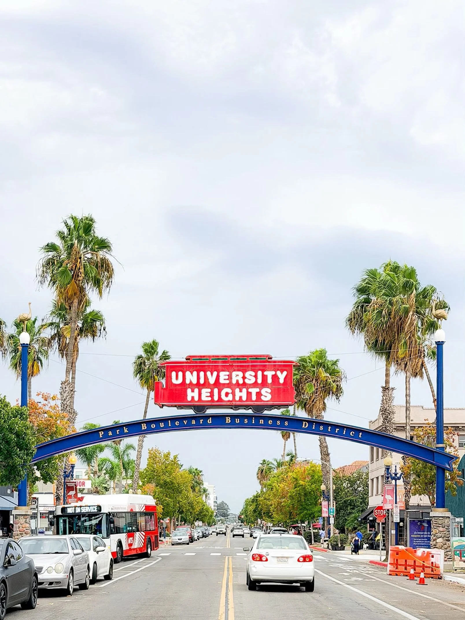 Our cutie sign is serving drizzly day looks and is gorgeous while doing it ✨✨

Rain or shine, University Heights always has extra charm!

Have you snapped a pic with our sign lately? Tag us in it the next time you&rsquo;re out and about!

And tell us