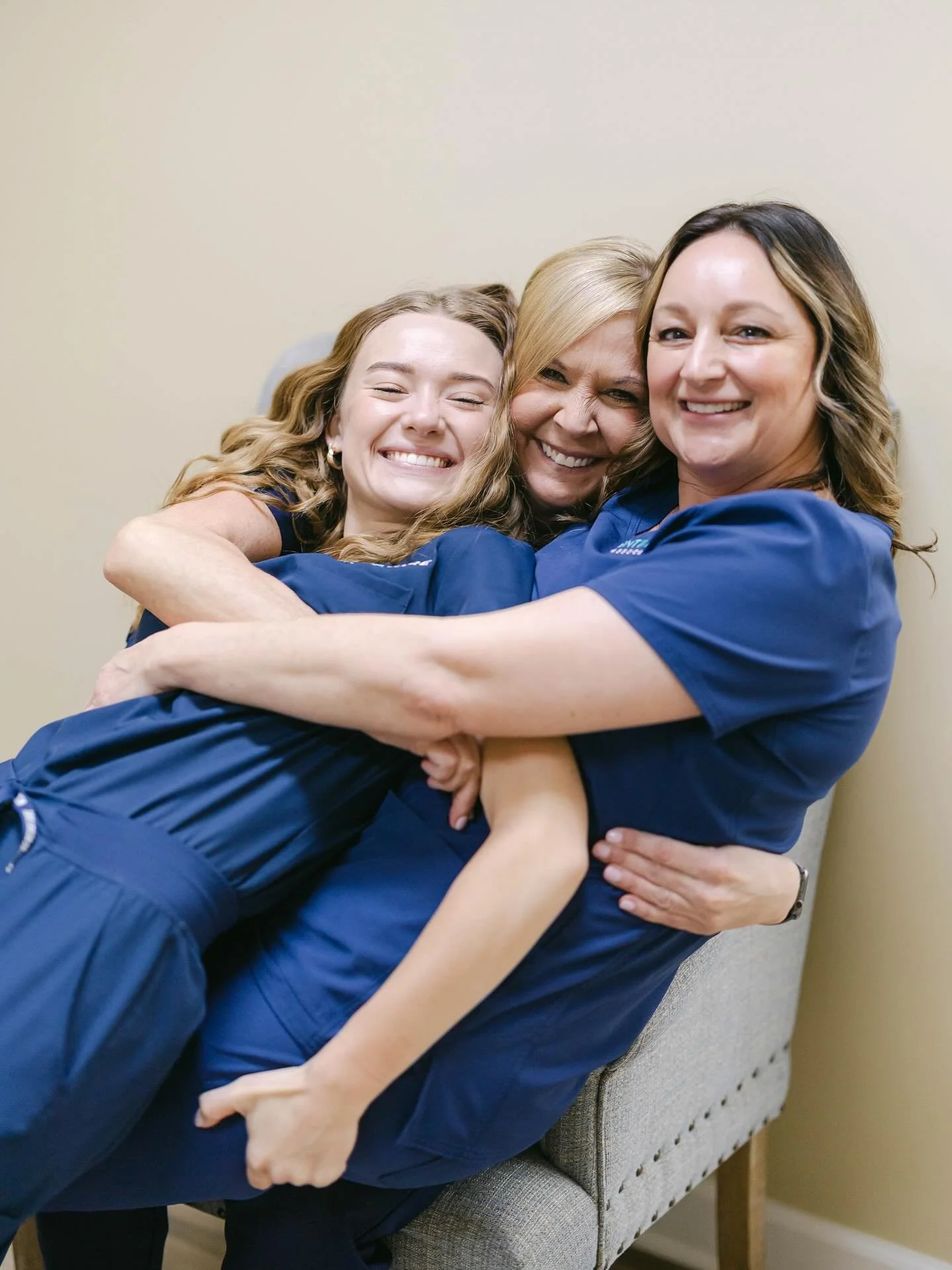 Strong teamwork &amp; real friendships - that&rsquo;s what DCA is all about! 🦷🌟