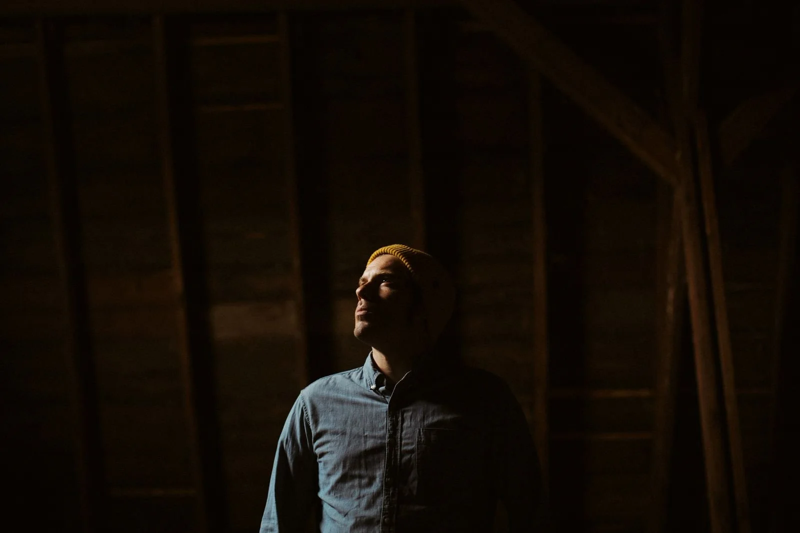 Josh Garrels Live at HeBrews