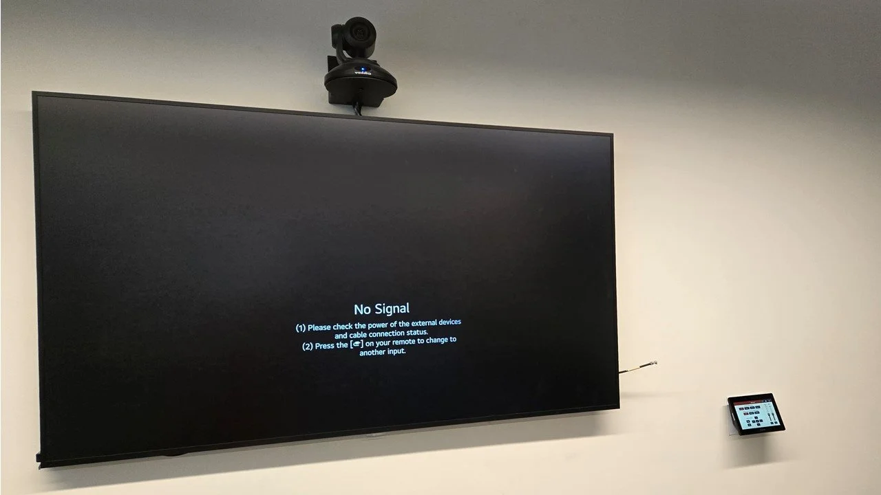 Facility management_AV equipment fix.jpg