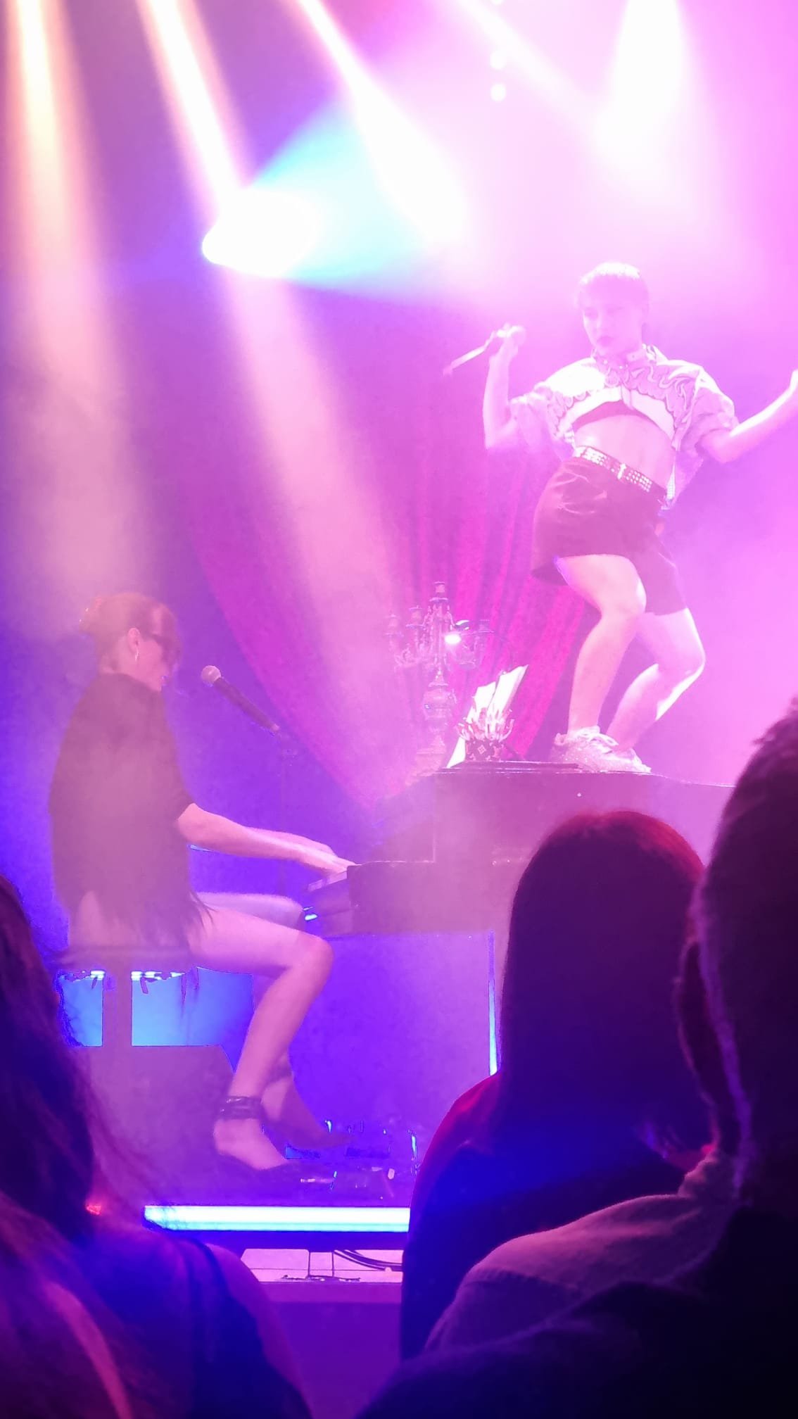 cabaret2.jpg