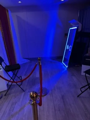 Time for a photobooth party