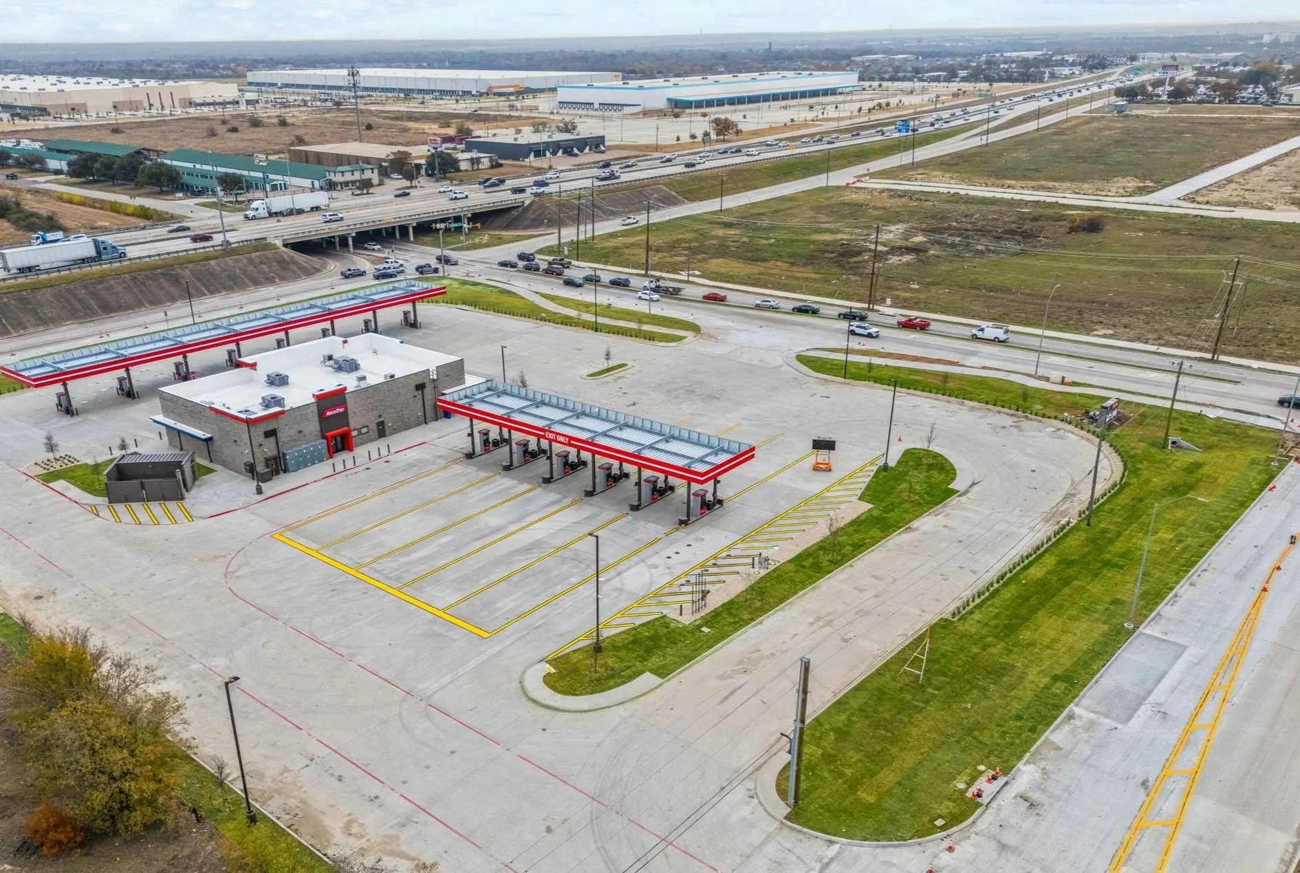 Top Commercial Landscape Construction Company in Dallas Fort Worth Texas | Infinity Landscape Contractor | Best Landscape Contractor | Specializes in Commercial Irrigation Systems, Commercial Landscape Construction, and Commercial Maintenance