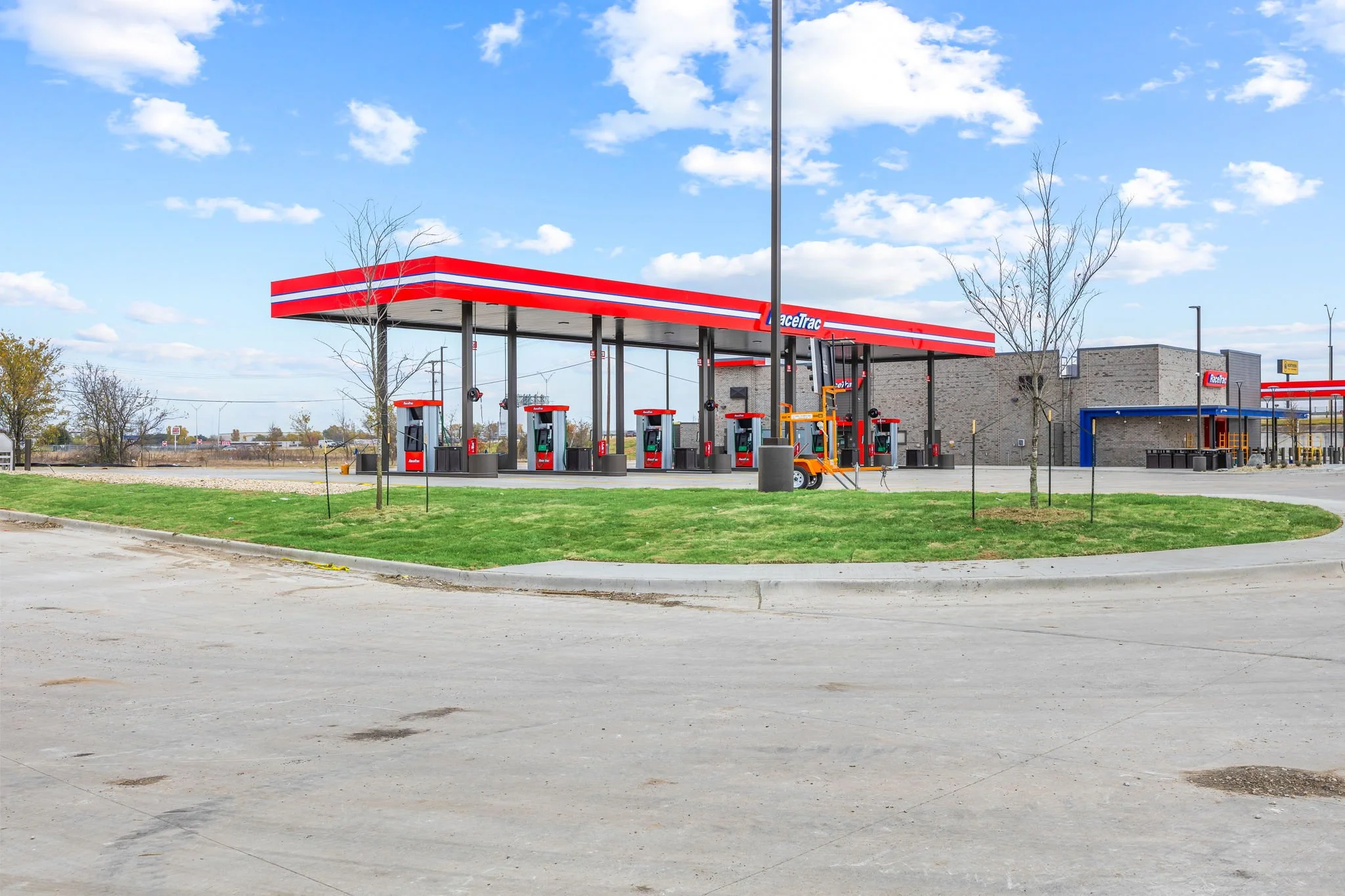 Top Commercial Landscape Construction Company in Dallas Fort Worth Texas | Infinity Landscape Contractor | Best Landscape Contractor | Specializes in Commercial Irrigation Systems, Commercial Landscape Construction, and Commercial Maintenance