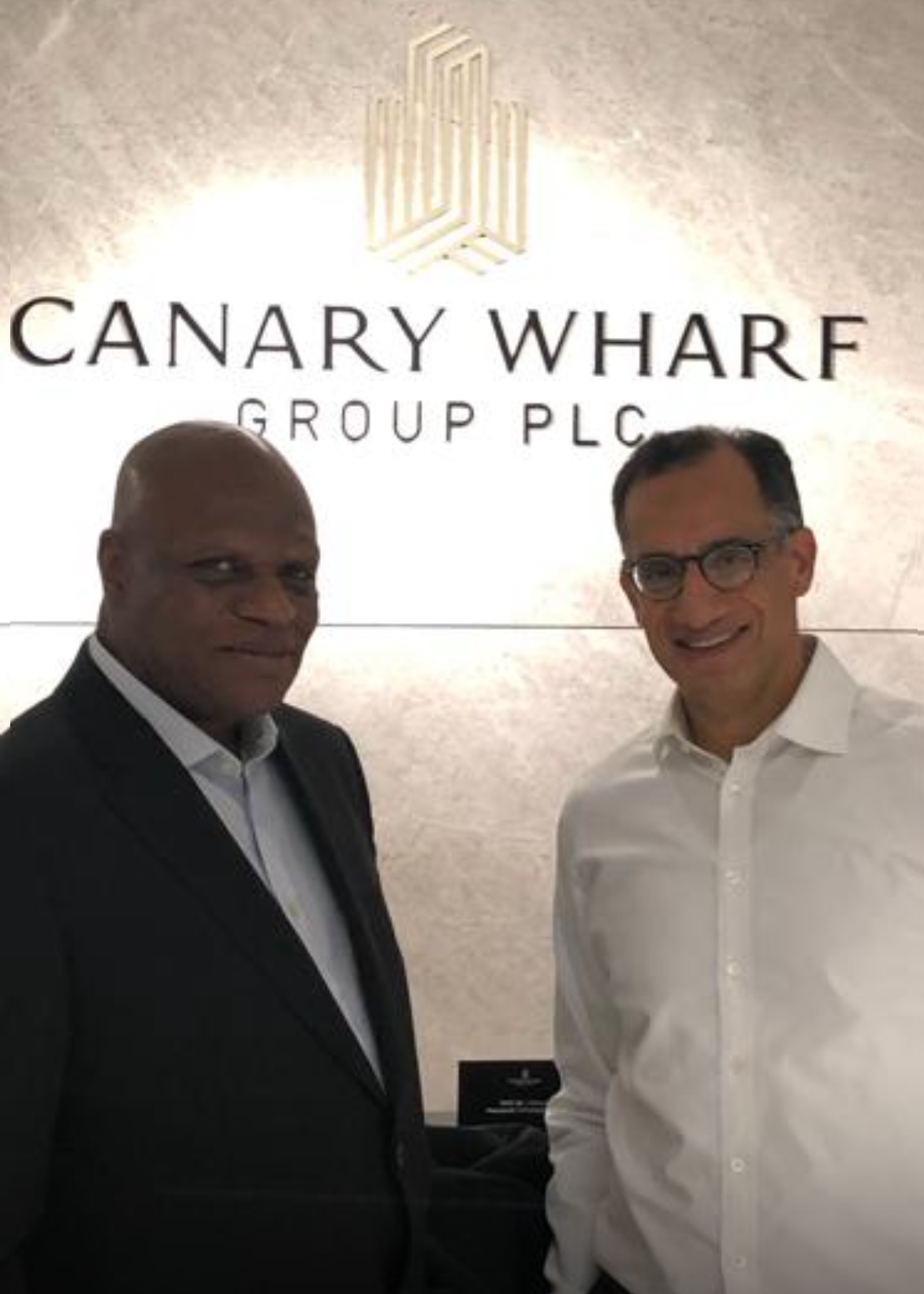 Dr Les Canary Wharf.png