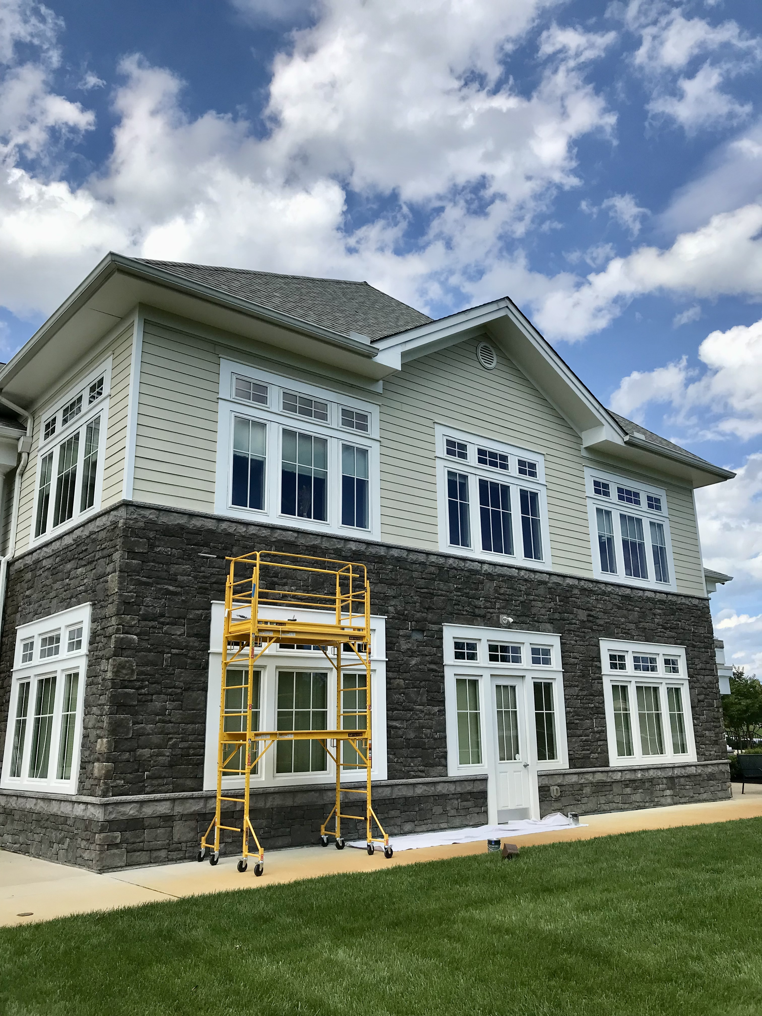 Exterior paint 
clubhouse Upper Marlboro MD 