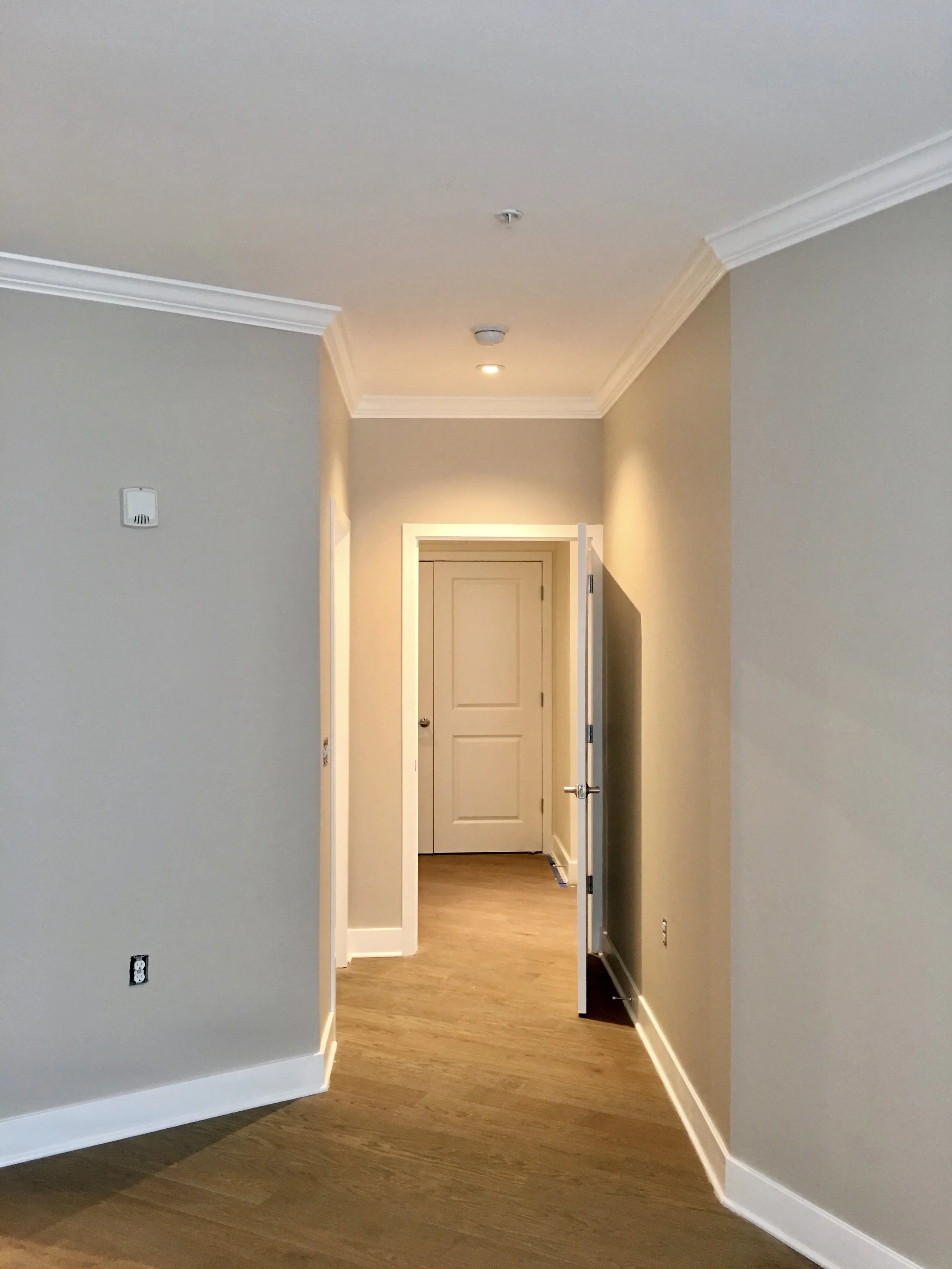 Crownmolding & Interior Paint
Washington DC 