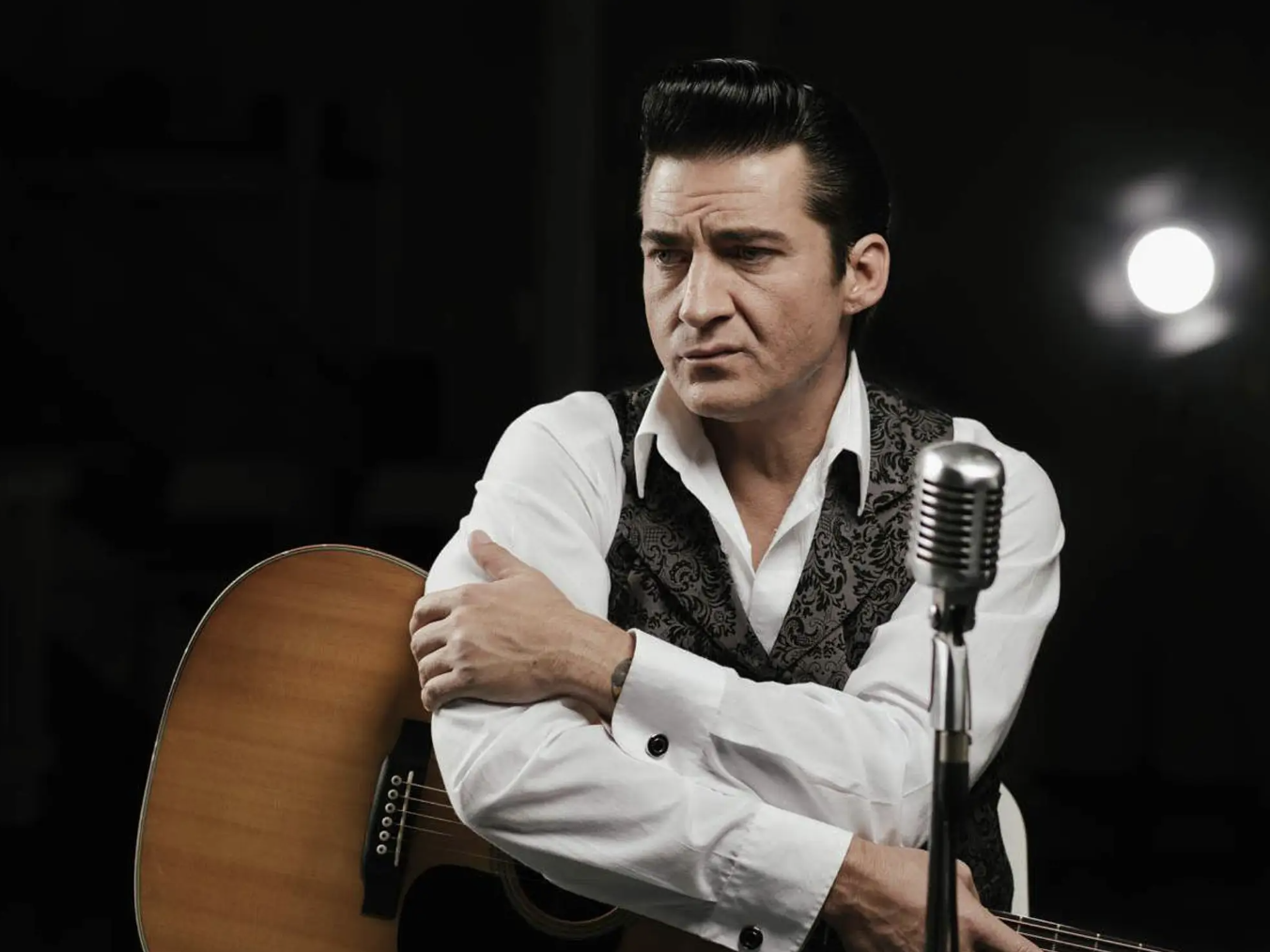 The Man in Black: A Tribute to Johnny Cash