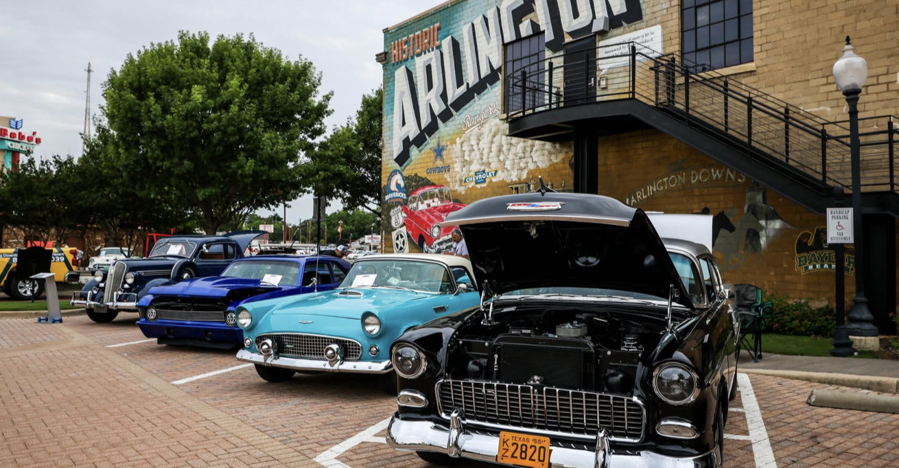 Downtown Arlington Classic Car Show