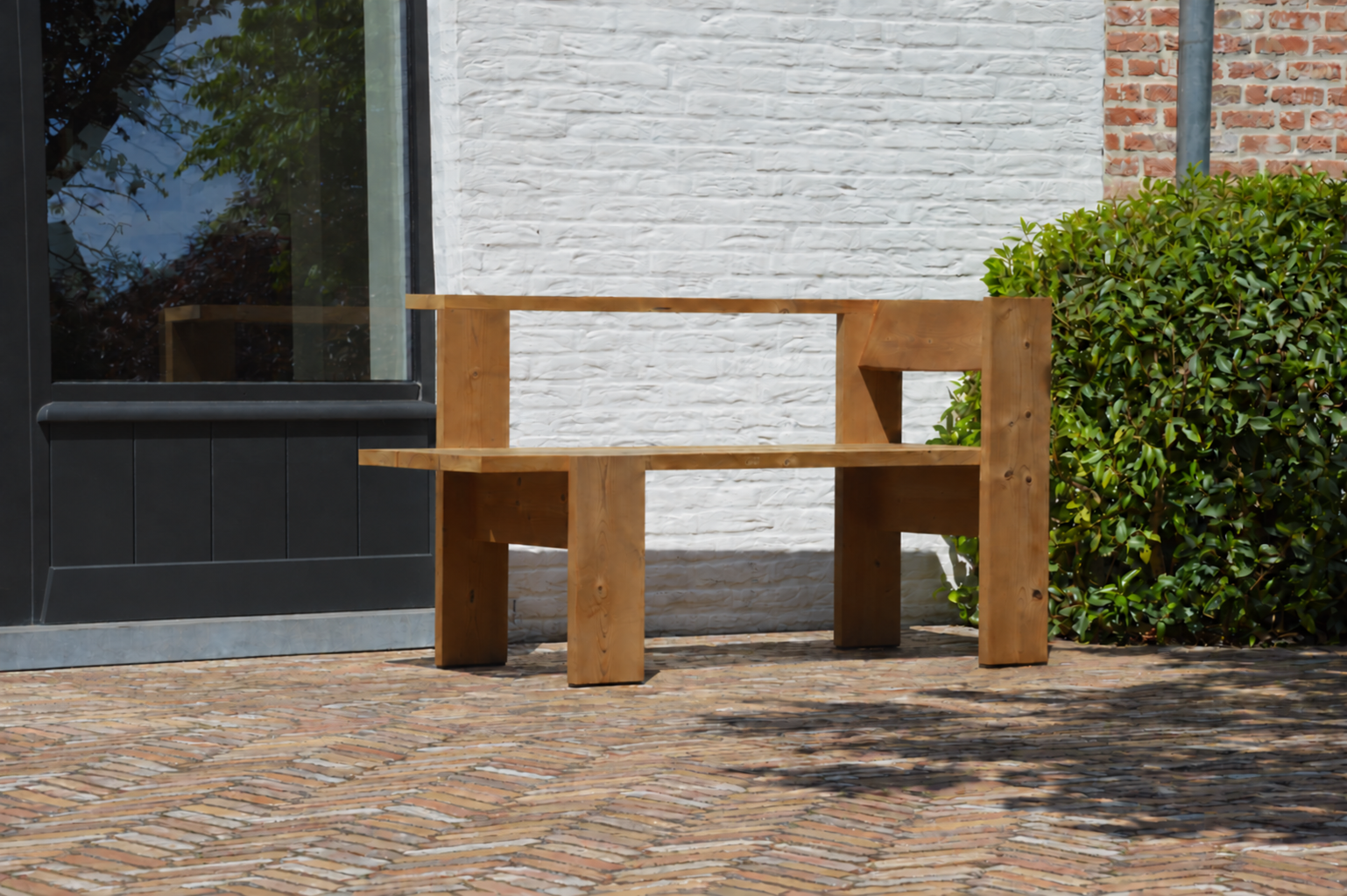Bench1.png