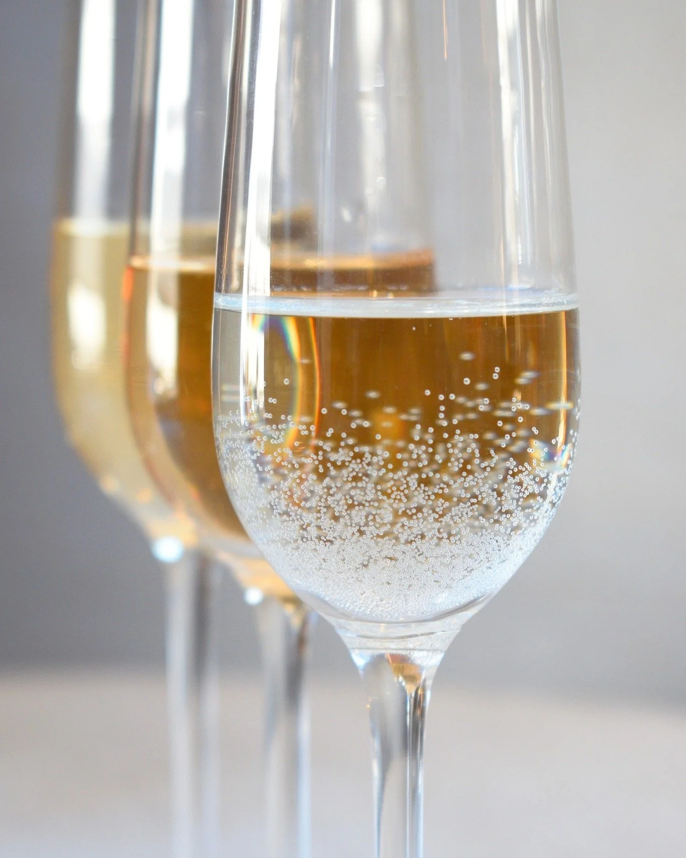 Cheers to October! 🥂🍂 
&middot;
&middot;
Try one of our bubbly flights next time you dine at Erie Grill! 
&middot;
#eriegrill #eriecanal #rochesterny #rochester #roceats #tasteny #deliciousfood #foodinroc #pittsford #canalrestaurants #yummy