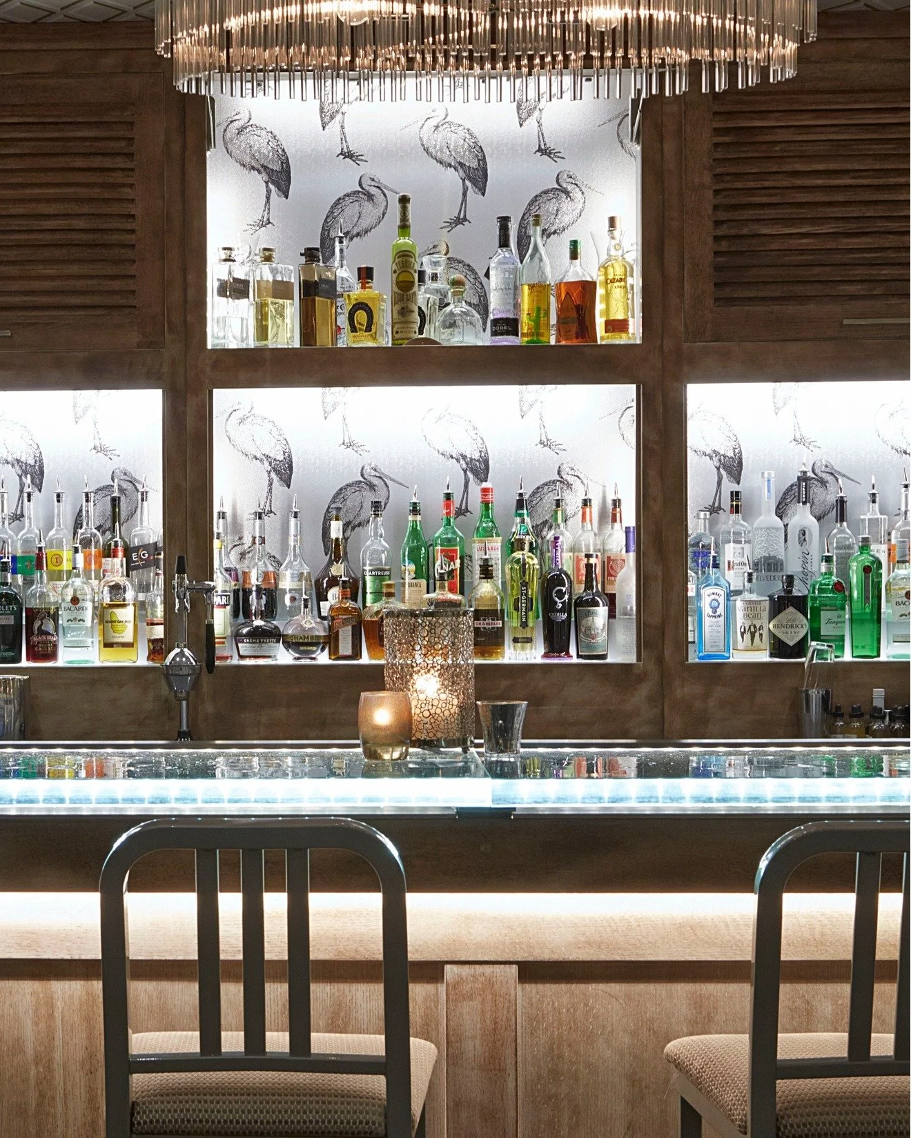 ✨ Your spot is ready&mdash;grab a friend and join us at the bar! 
&middot;
&middot;
Come try one of our signature cocktails or mocktails!
&middot;
#eriegrill #eriecanal #rochesterny #rochester #roceats #tasteny #deliciousfood #foodinroc #pittsford #c