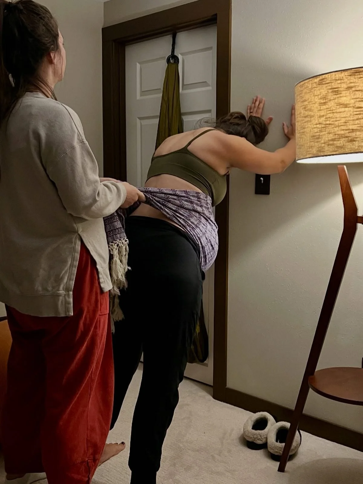 As your birth doula, my role is to discover what truly helps you feel safe, grounded, and empowered during labor. Sometimes that looks like classic hip squeezes or counter pressure&hellip; but sometimes, it&rsquo;s something completely different.

Fo