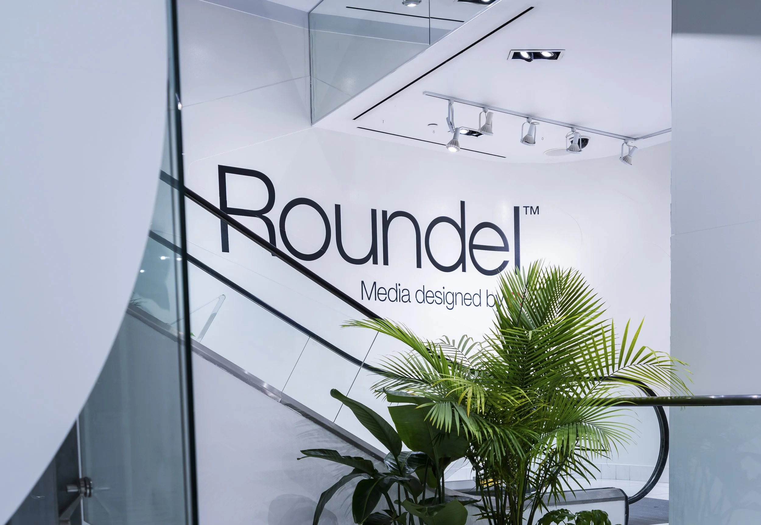 08_Roundel_AdvertisingWeek_Day1_Final.jpg