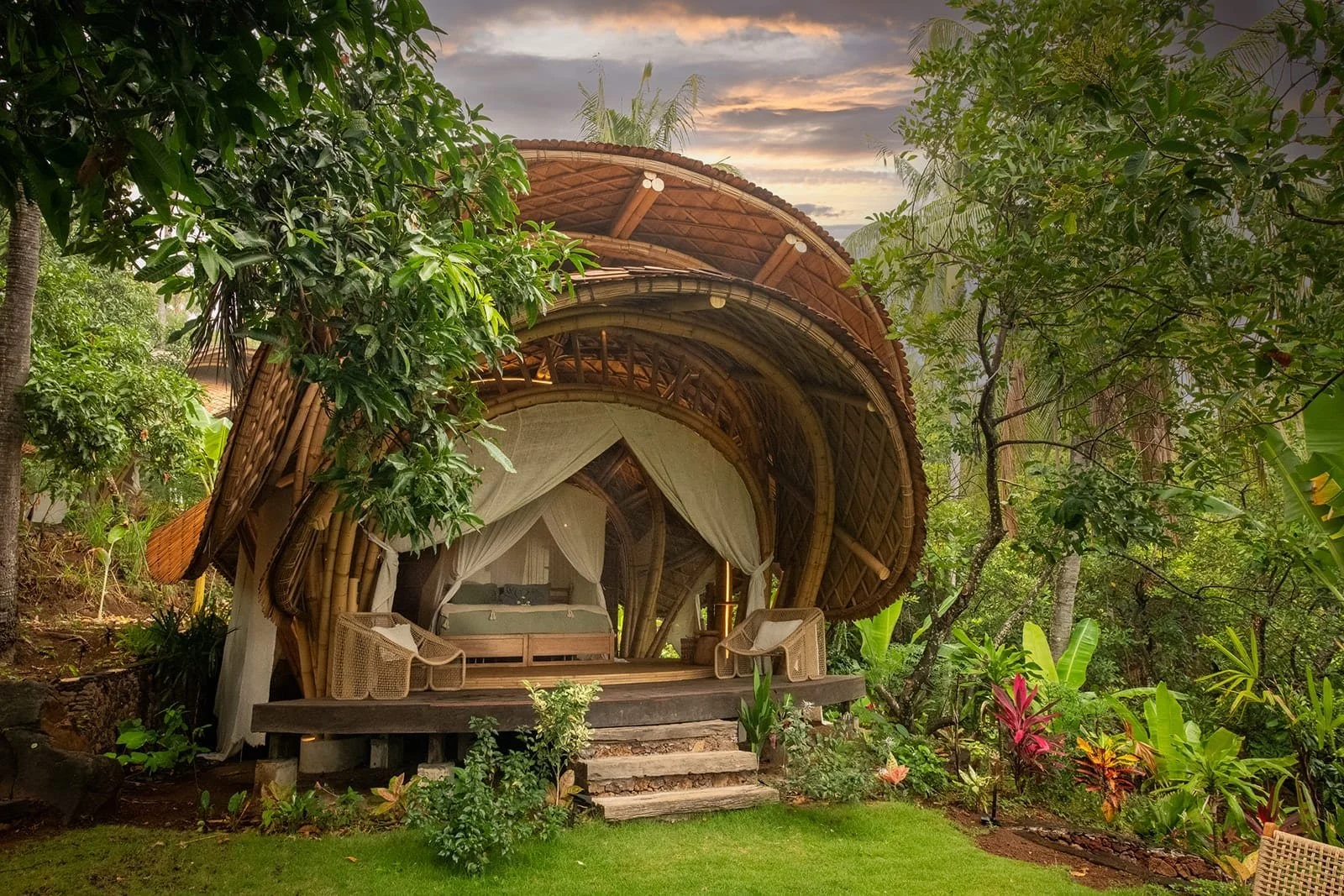 16-Days 200 HR Holistic Yoga Teacher Training | Bumi Cinta, Bali