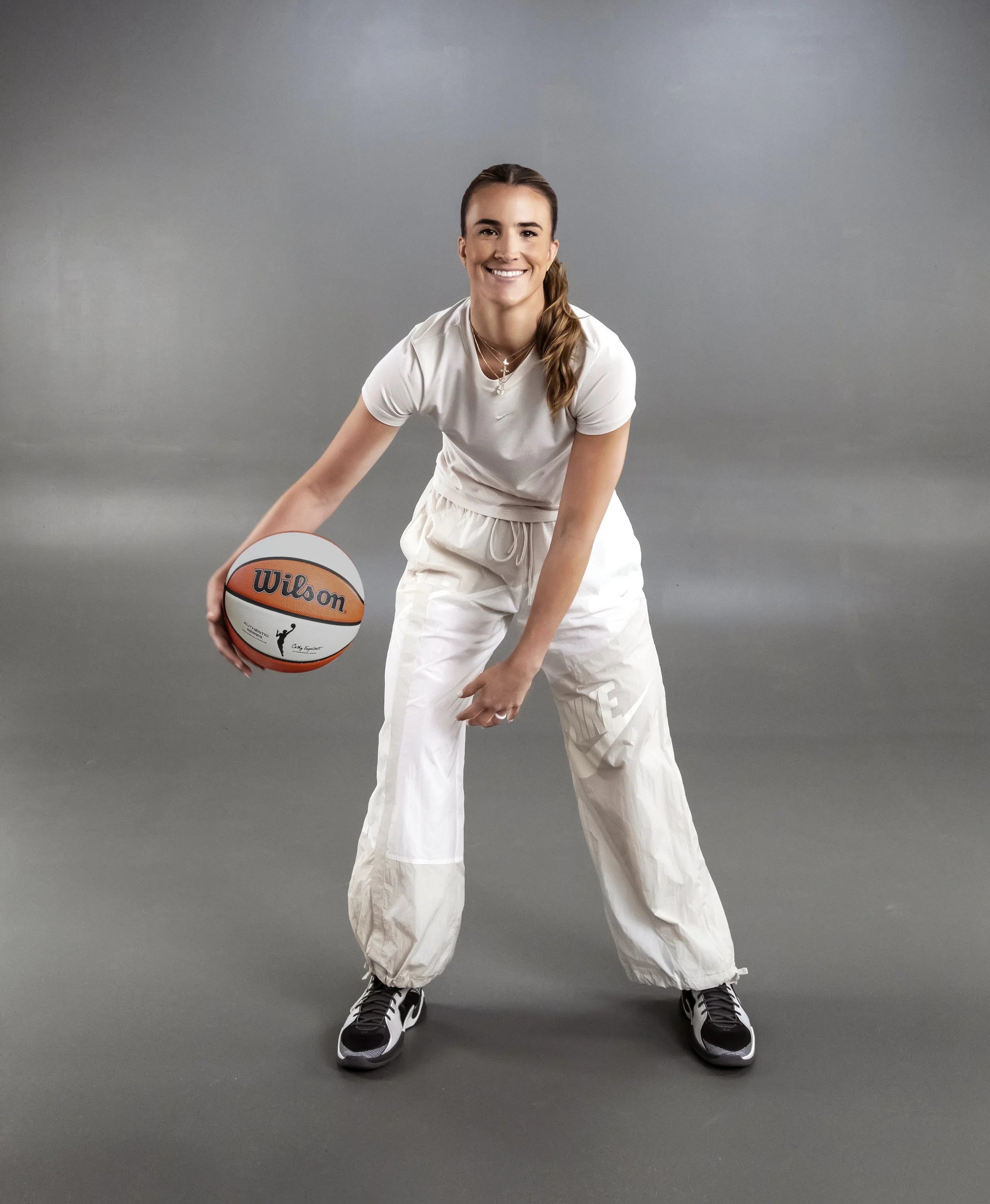 at&t_wnba_0616250106-3_RET.jpg