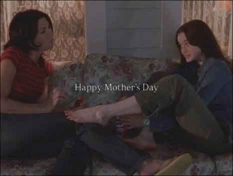 Happy Mothers Day from our favorite girls to you 💘 We love that this show brought us so many different motherly dynamics!!!
