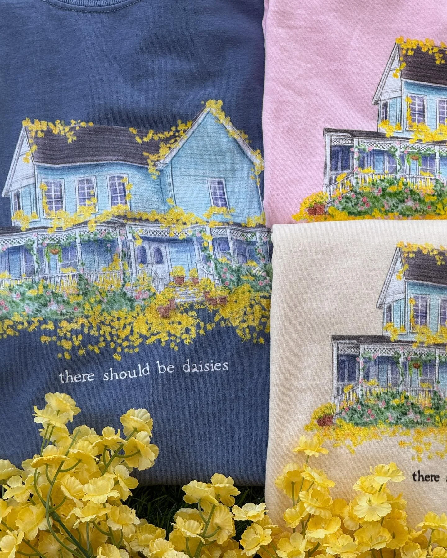 there should be daisies 🌼✨

and tomorrow, there will be!!! the there should be daisies collection is waiting for you on w w w dot gilmore to say dot come of course. first thing tomorrow!!! ✨

and listen to tuesday&rsquo;s episode for a great big bea