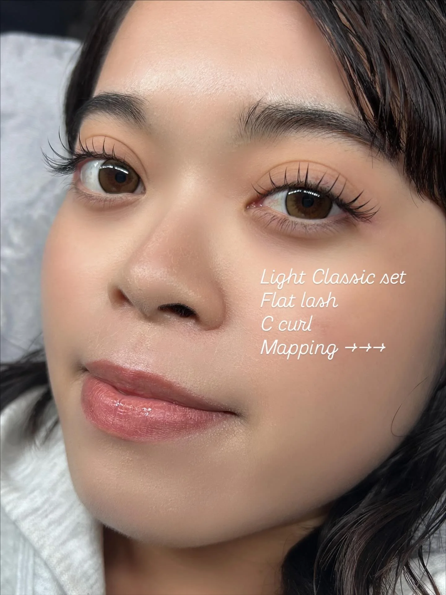 Light classic set

To make a flawless line, jumped to 13mm from 11mm as her eye shape was very round.

Using @glamlashsupplies_adl Flat lash tray 

Pick up available in 5062 SA

#adelaide #lashes #lashsupplier #lashextensions #アデレード #マツエク #マツエク商材