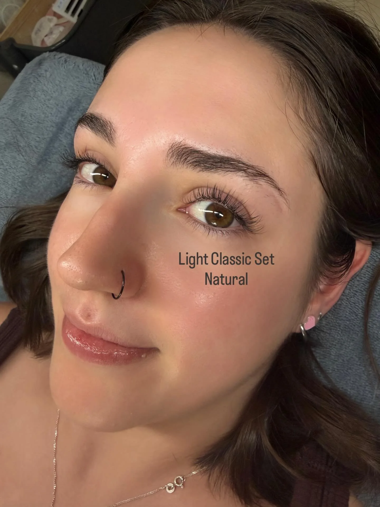Light Classic set
Natural

A light classic set (often called a half set) is perfect when you just want to subtly boost your natural lashes without looking &ldquo;done.&rdquo;

Good for..
✨First-time lash clients
✨Minimal makeup lovers
✨Professionals 