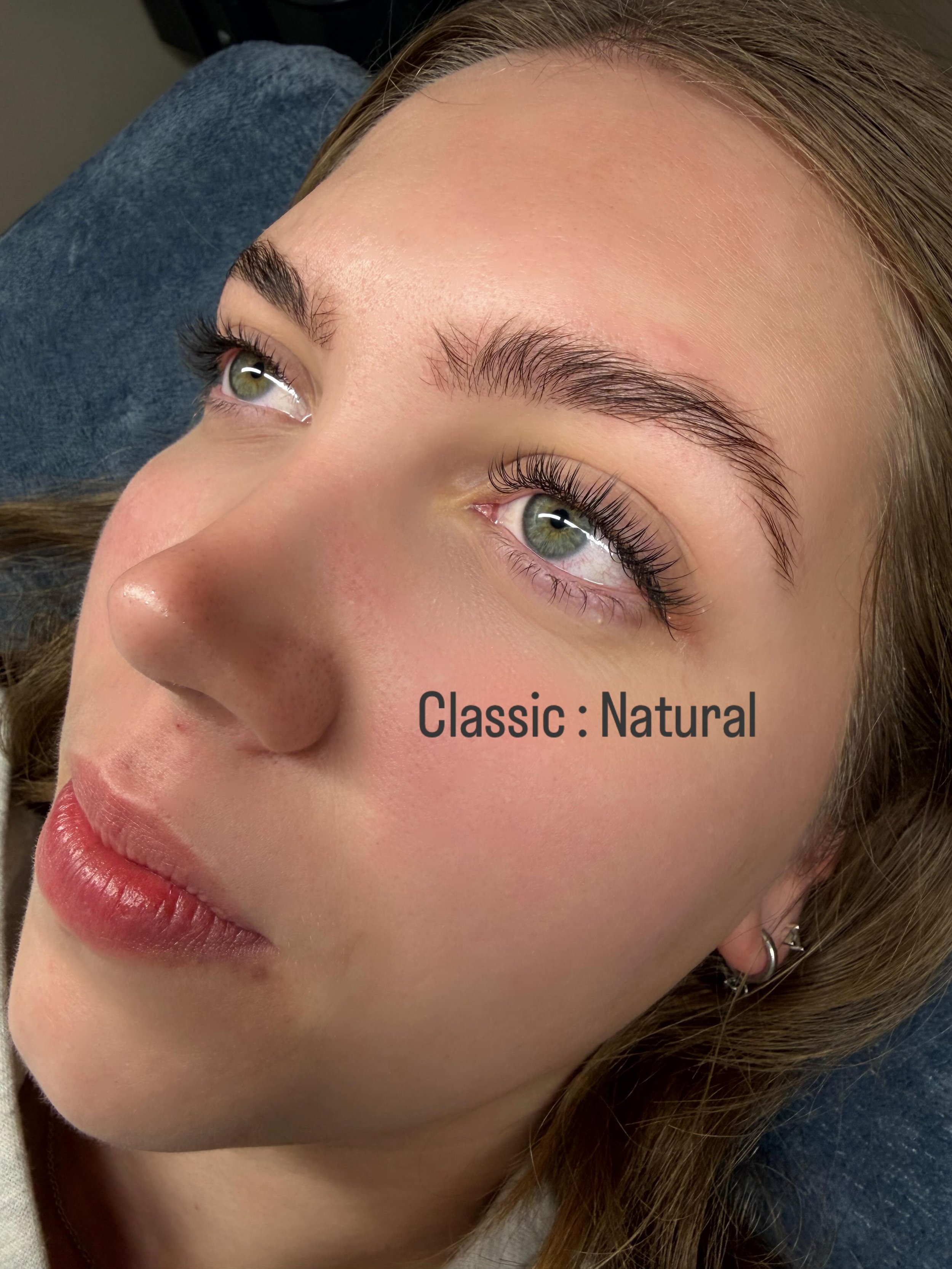 Classic set, Natural 

It is a good set for people who get a lash extension set for the first time 🤍

#classiclashes #lashextensions #アデレード #マツエク