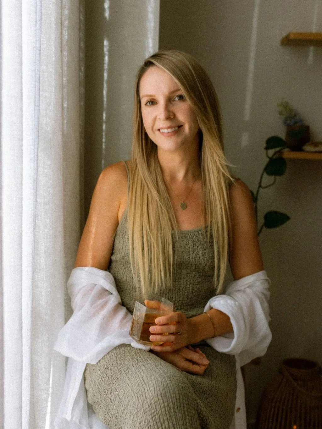 Meet Elle, our new in-house Reiki and Nervous System Practitioner.

Elle offers a gentle, trauma-sensitive approach to nervous system health, supporting sensitive women and individuals navigating stress, anxiety, burnout and nervous system dysregulat