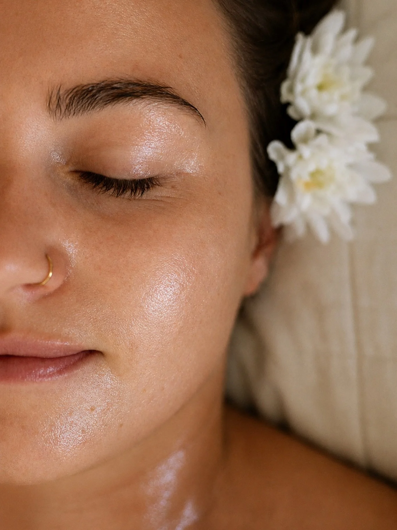 Looking for luminous, glassy-looking skin&hellip; with the added bonus of actually getting to switch off for a while.

Our most luxurious facial experience combines advanced skin treatments with deep relaxation to leave your skin brighter, smoother, 
