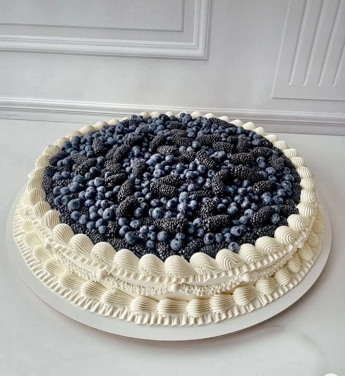 Cake “Air Blueberries ”