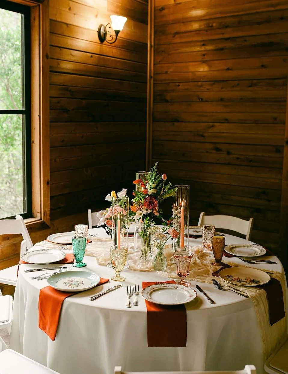 Need everything for your  special event and don’t know where to start? Using @suebeevintage  services for your special day takes away the stress while saving you time and money providing you comprehensive packages  including all delivery, setup