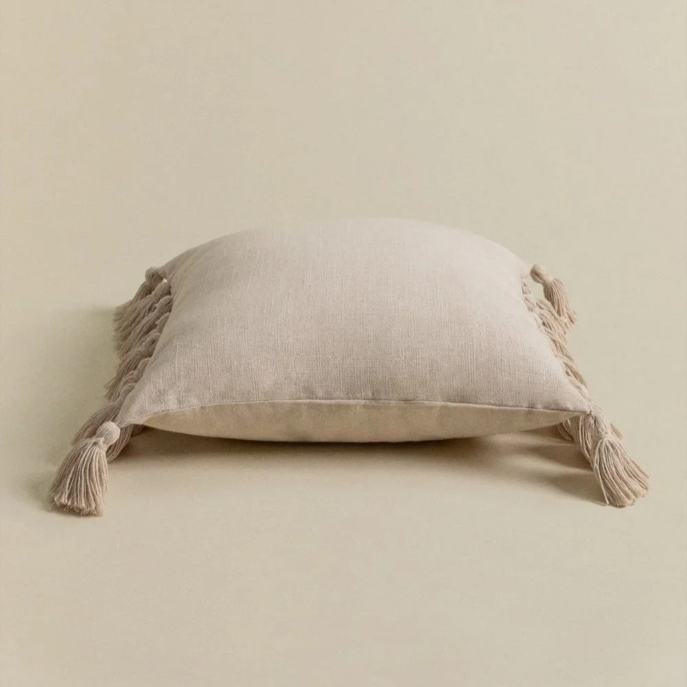 almofada-quadrada-de-algodao-45x45-cm-monsey.jpg